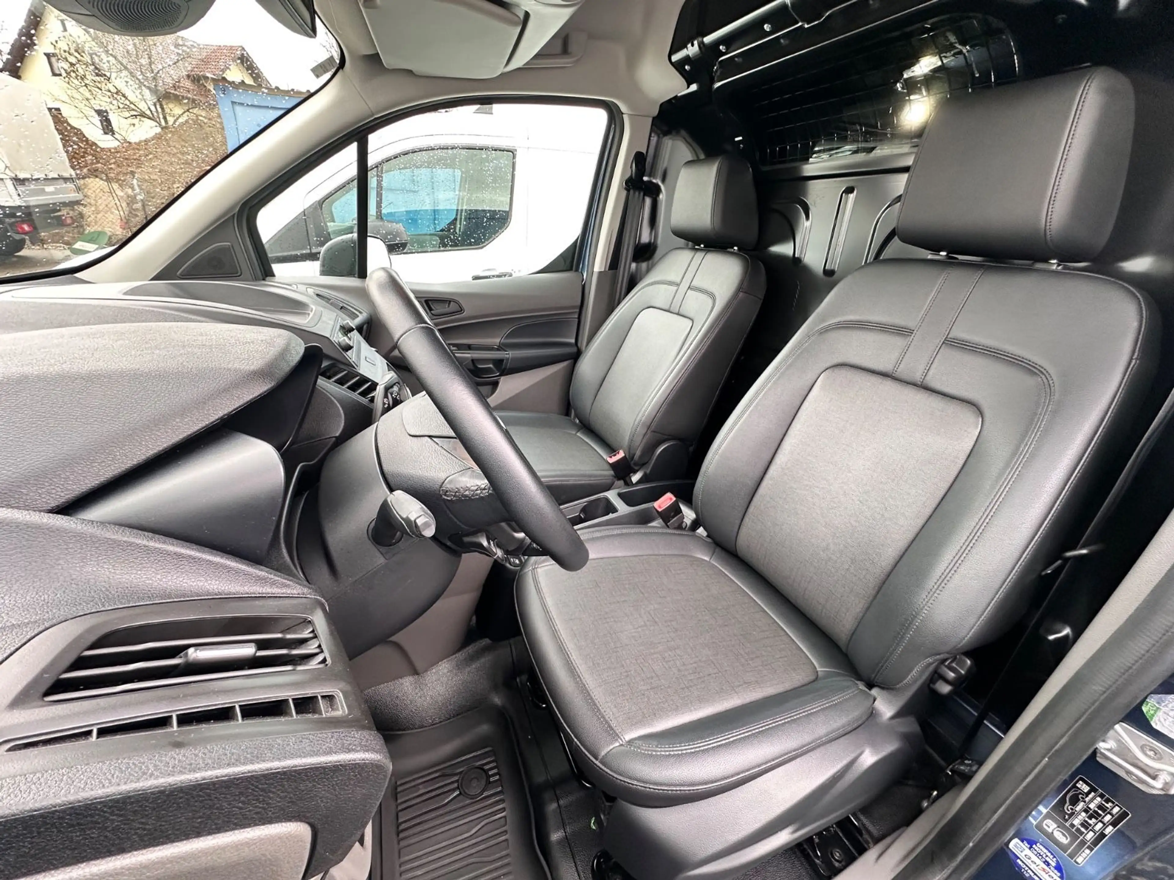 Ford Transit Connect Kasten lang Aut. Leder PDC AHK — photo 9
