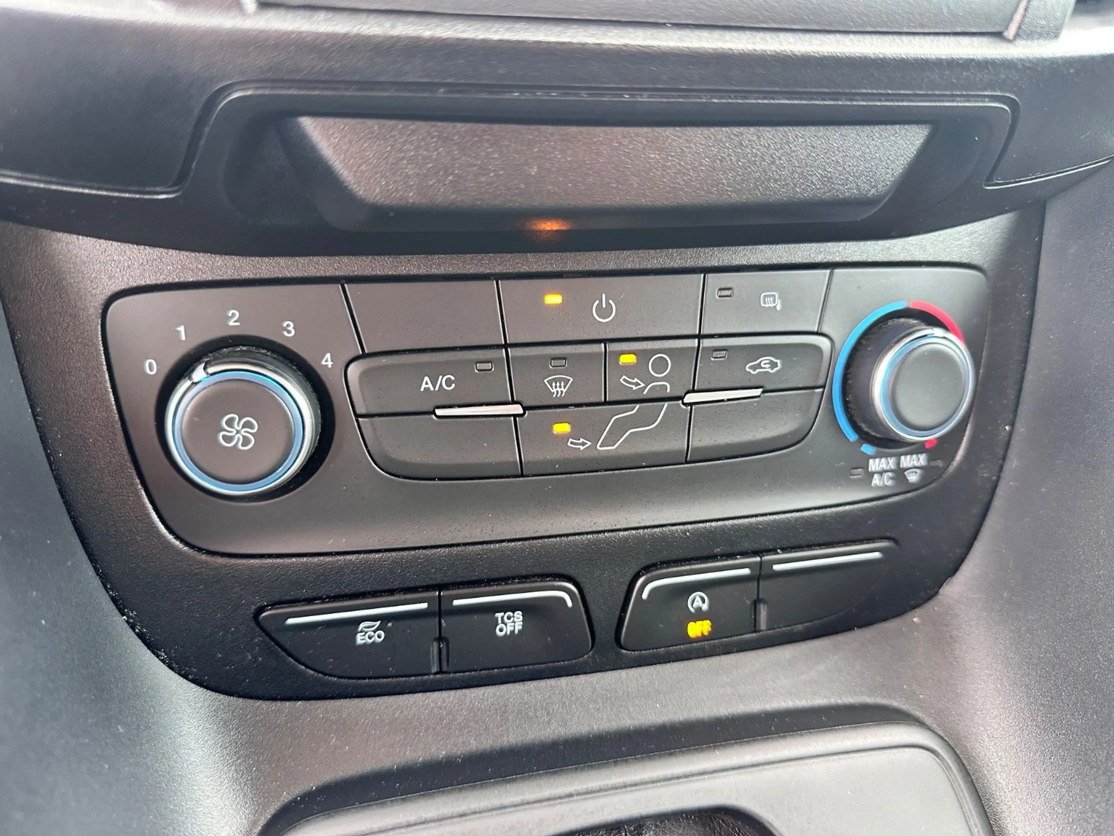 Ford Transit Connect Kasten lang Aut. Leder PDC AHK — photo 19