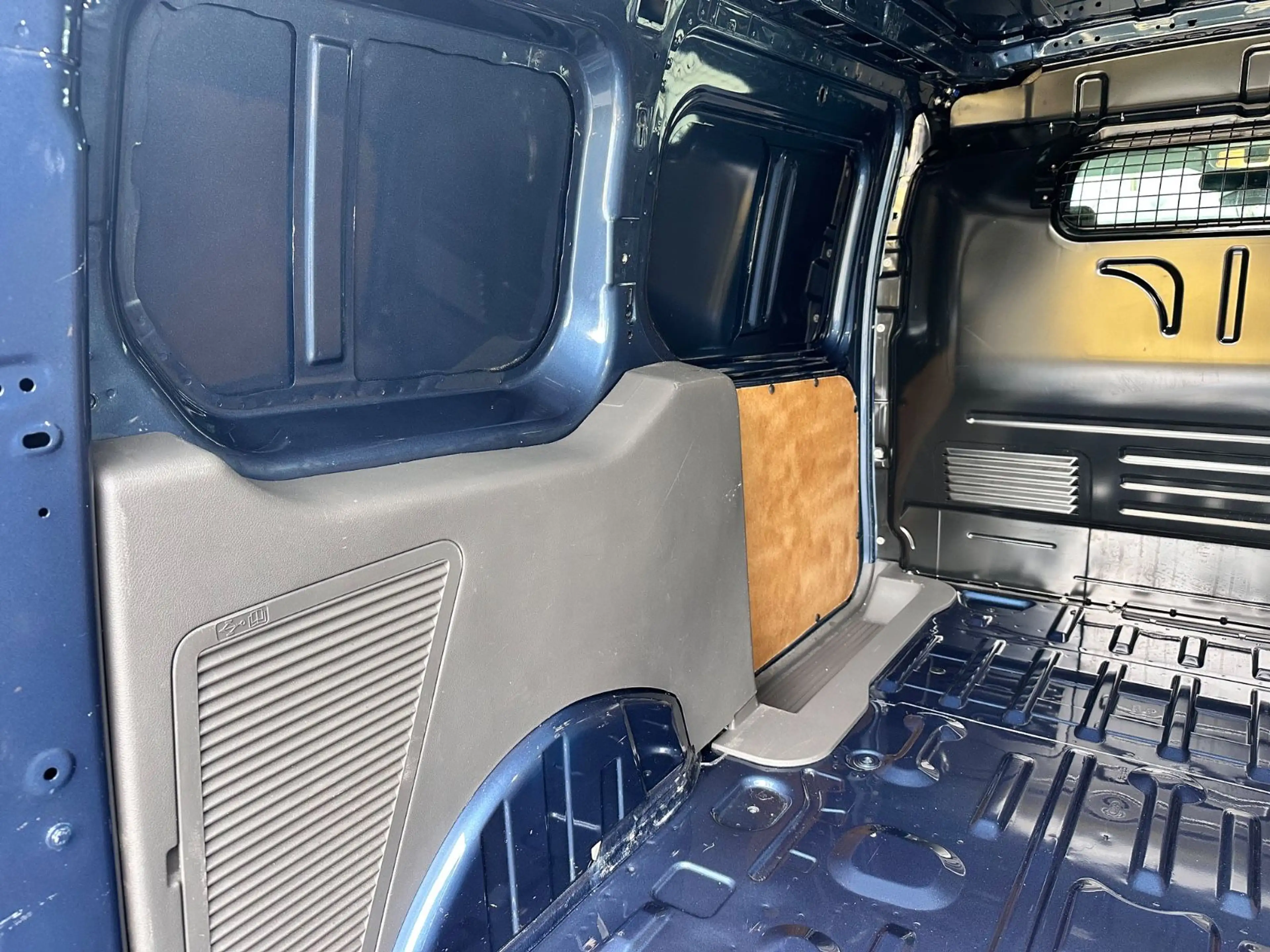 Ford Transit Connect Kasten lang Aut. Leder PDC AHK — photo 27