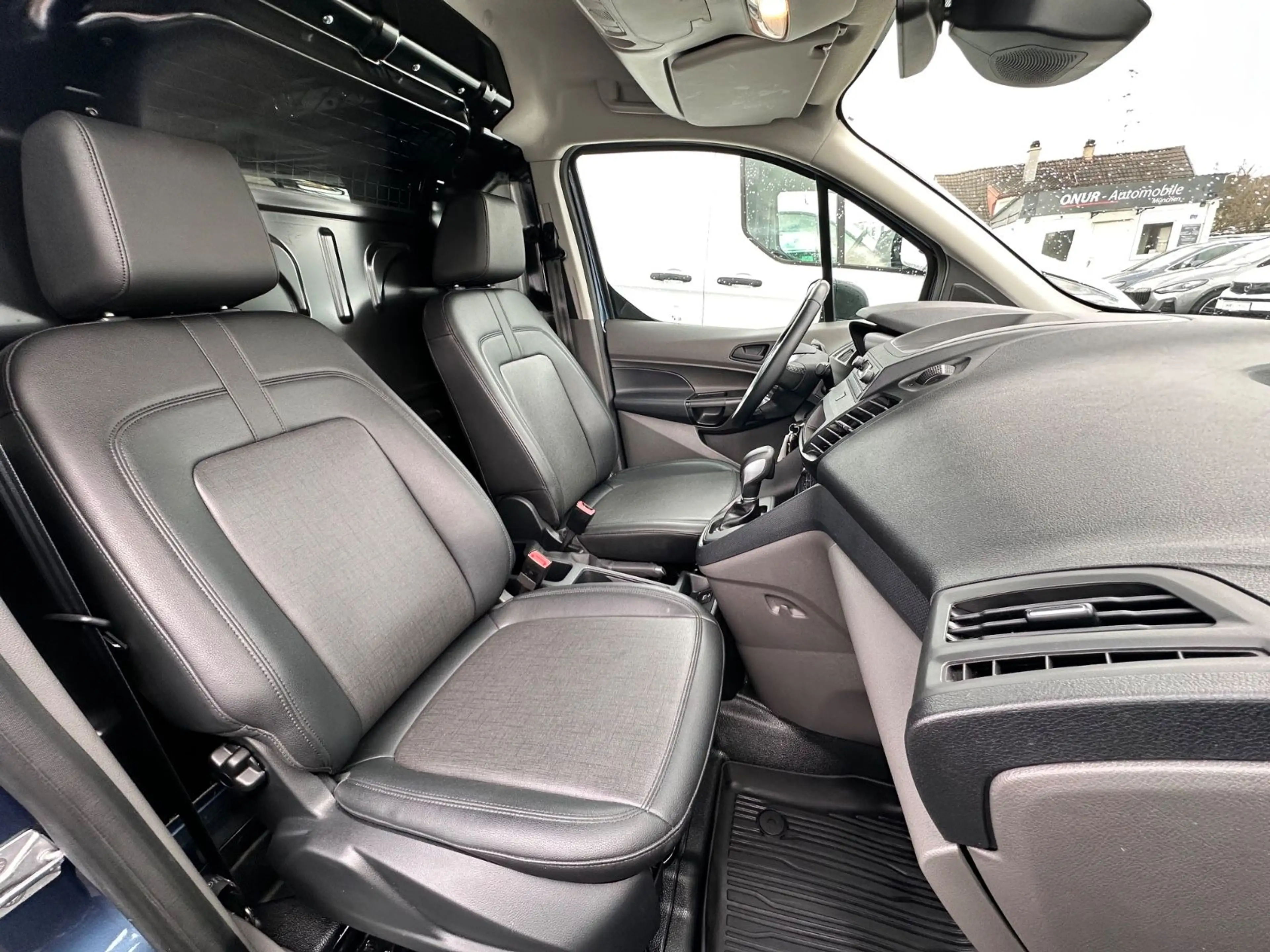 Ford Transit Connect Kasten lang Aut. Leder PDC AHK — photo 25