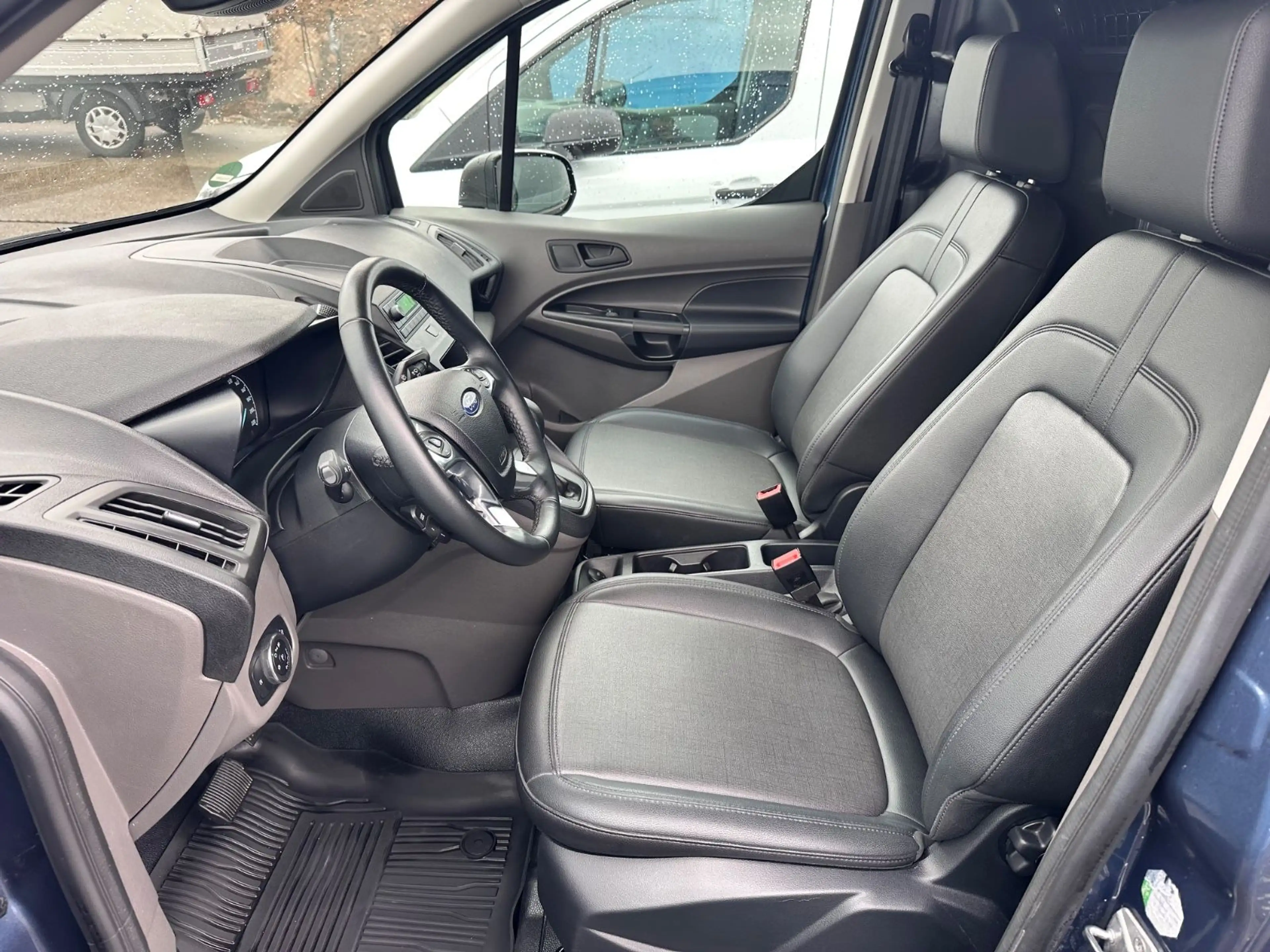 Ford Transit Connect Kasten lang Aut. Leder PDC AHK — photo 8