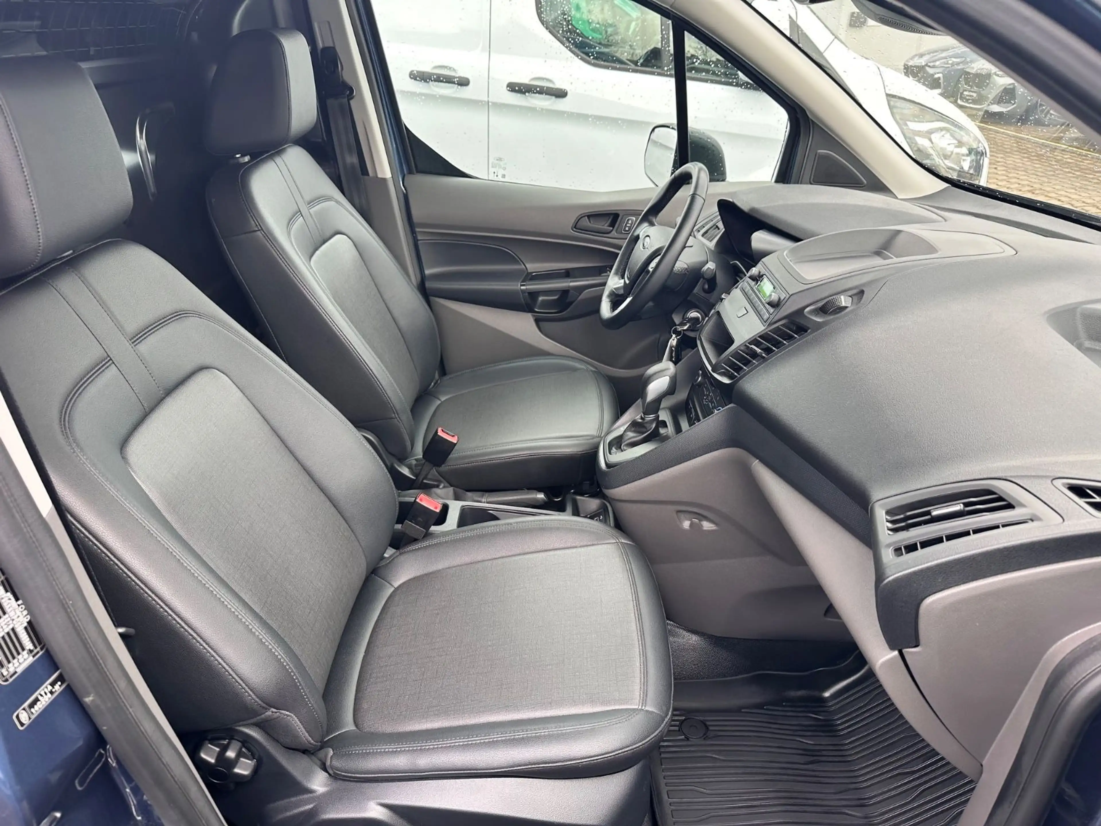 Ford Transit Connect Kasten lang Aut. Leder PDC AHK — photo 26