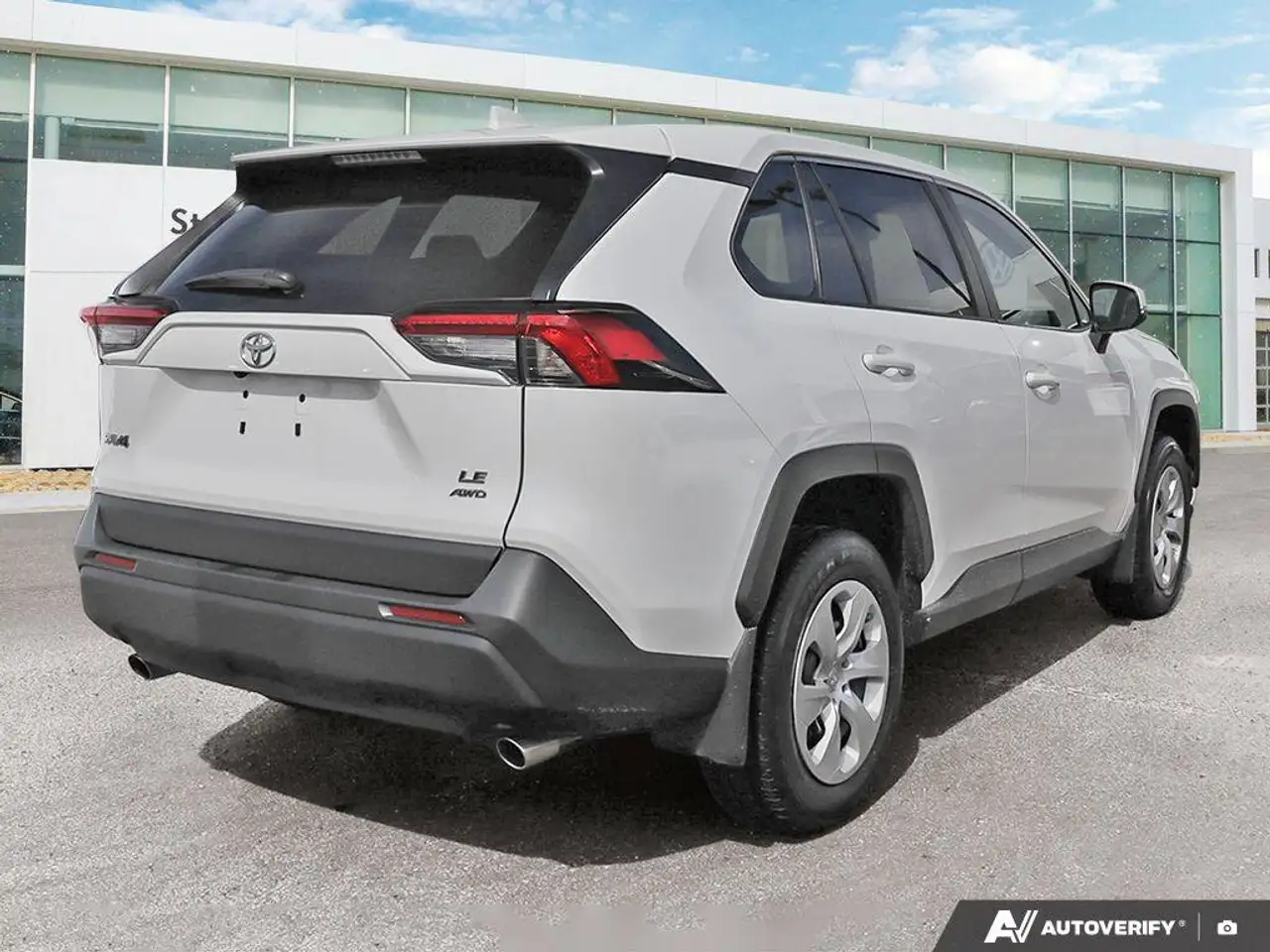 Toyota RAV 4 снимка Toyota RAV 4
