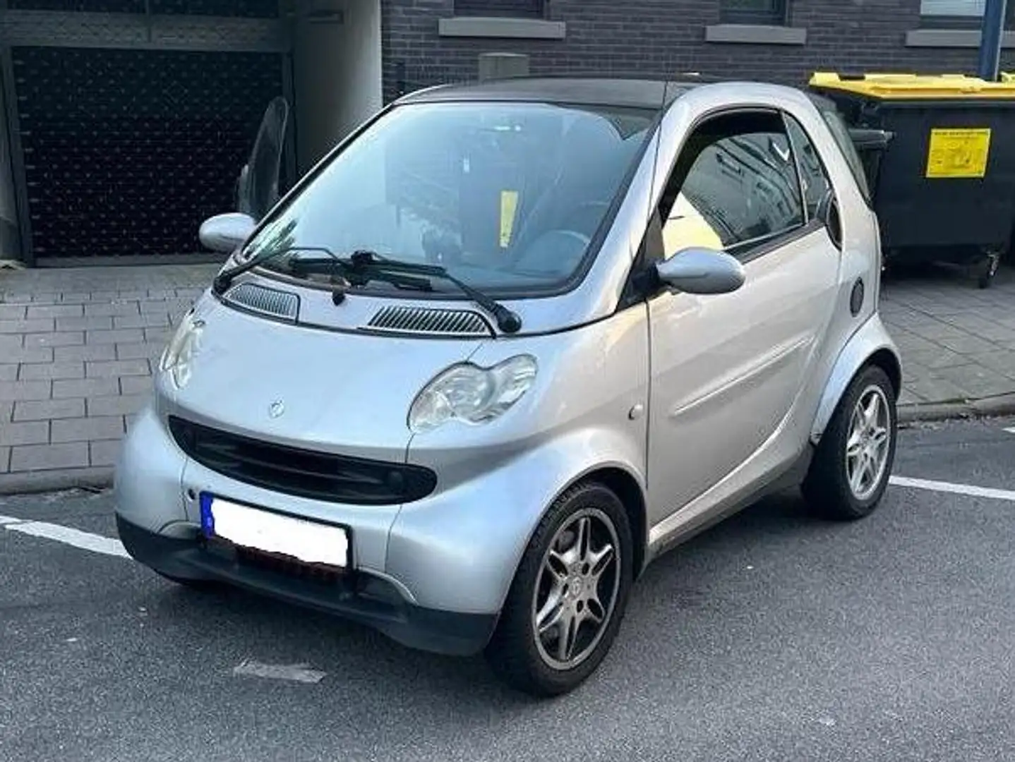 smart city-coupé/city-cabrio smart Srebrny - 1