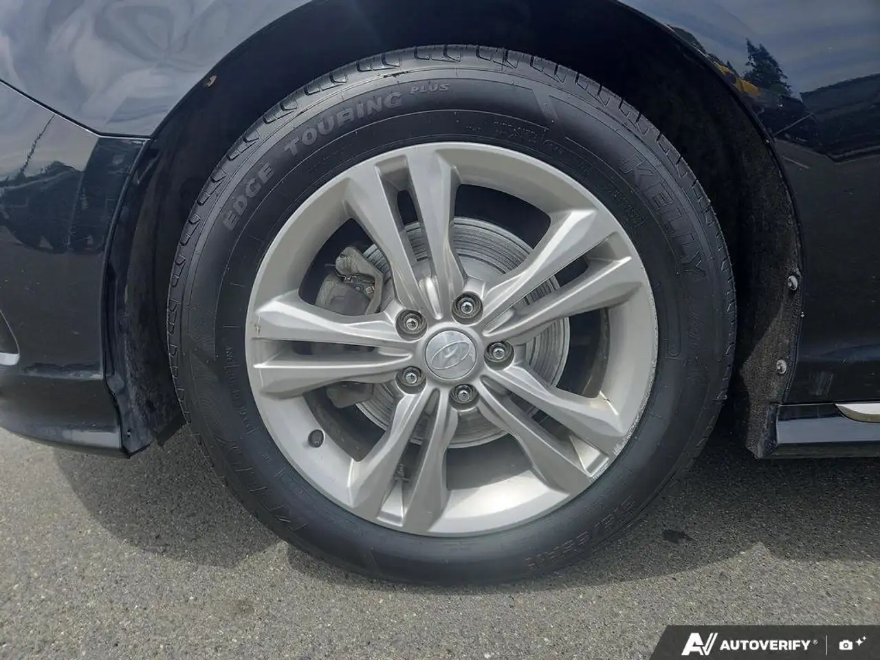 Hyundai SONATA снимка Hyundai SONATA