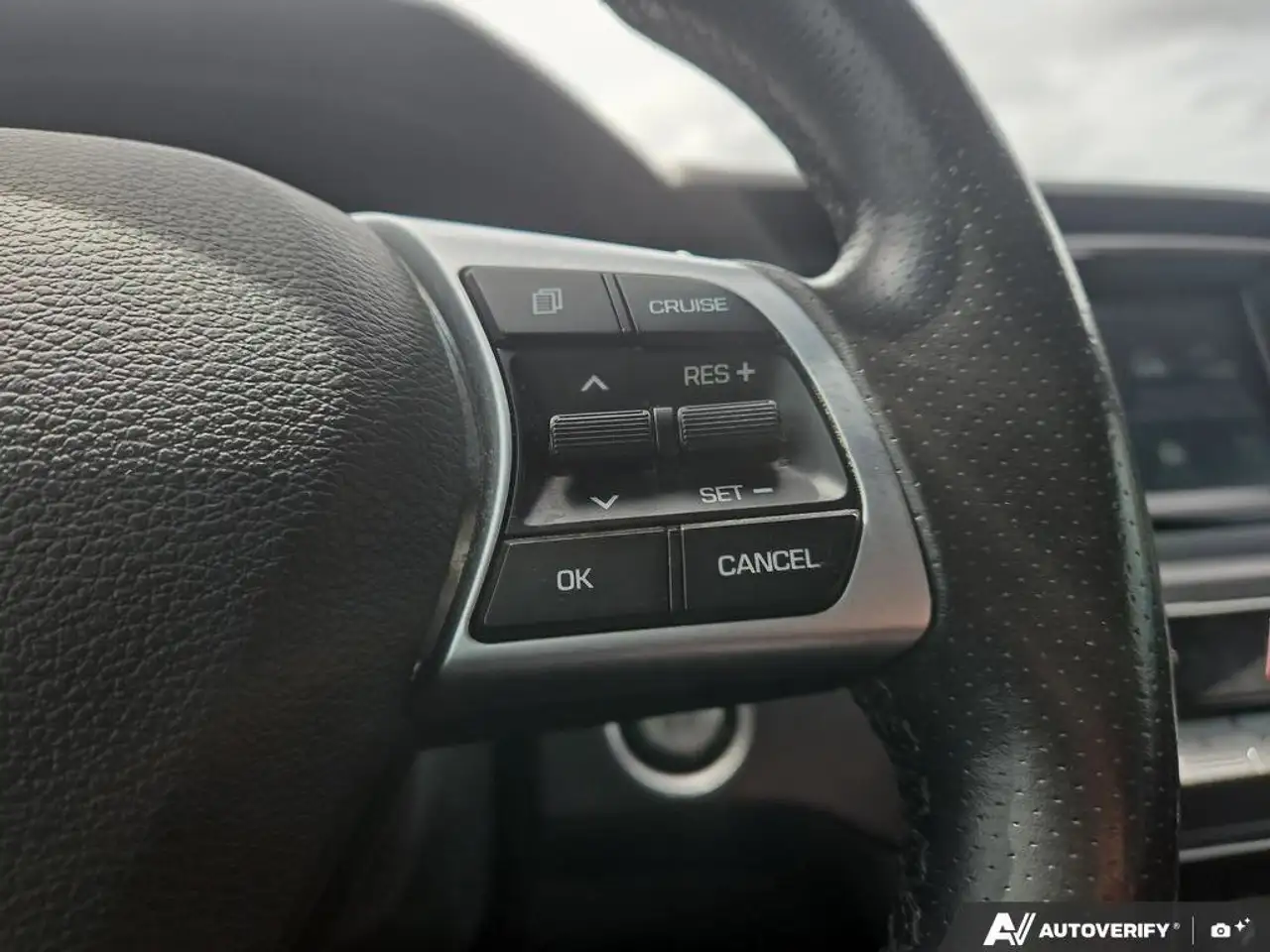 Hyundai SONATA снимка Hyundai SONATA