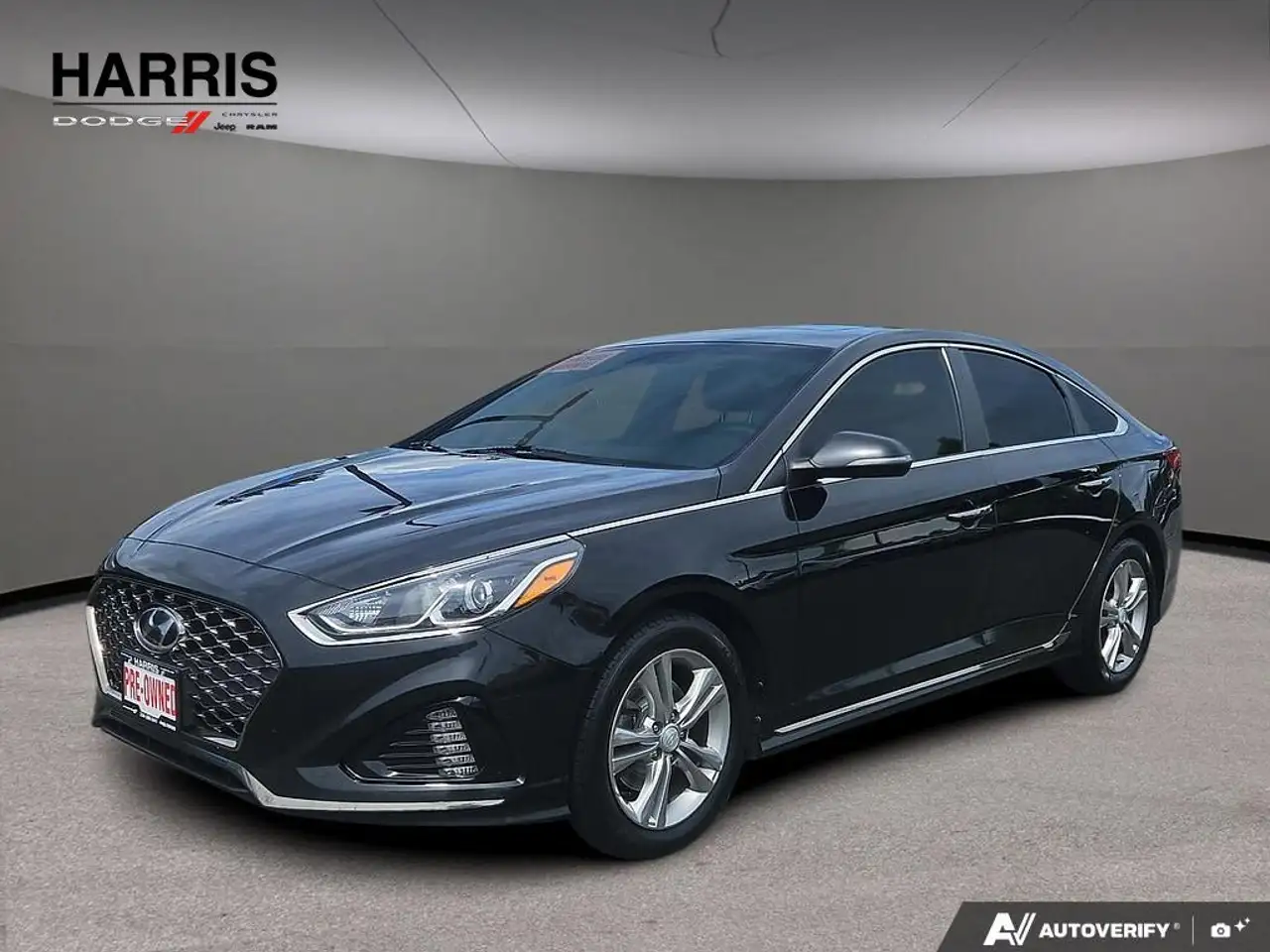 Hyundai SONATA снимка Hyundai SONATA
