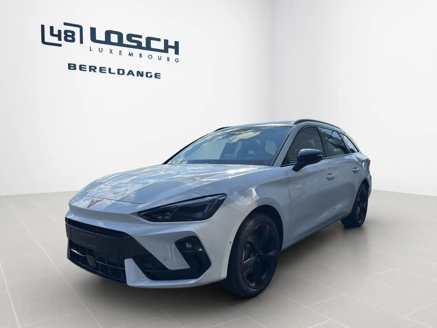 CUPRA Leon Sportstourer 2.0 TSI 4Drive DSG Weiß - 1