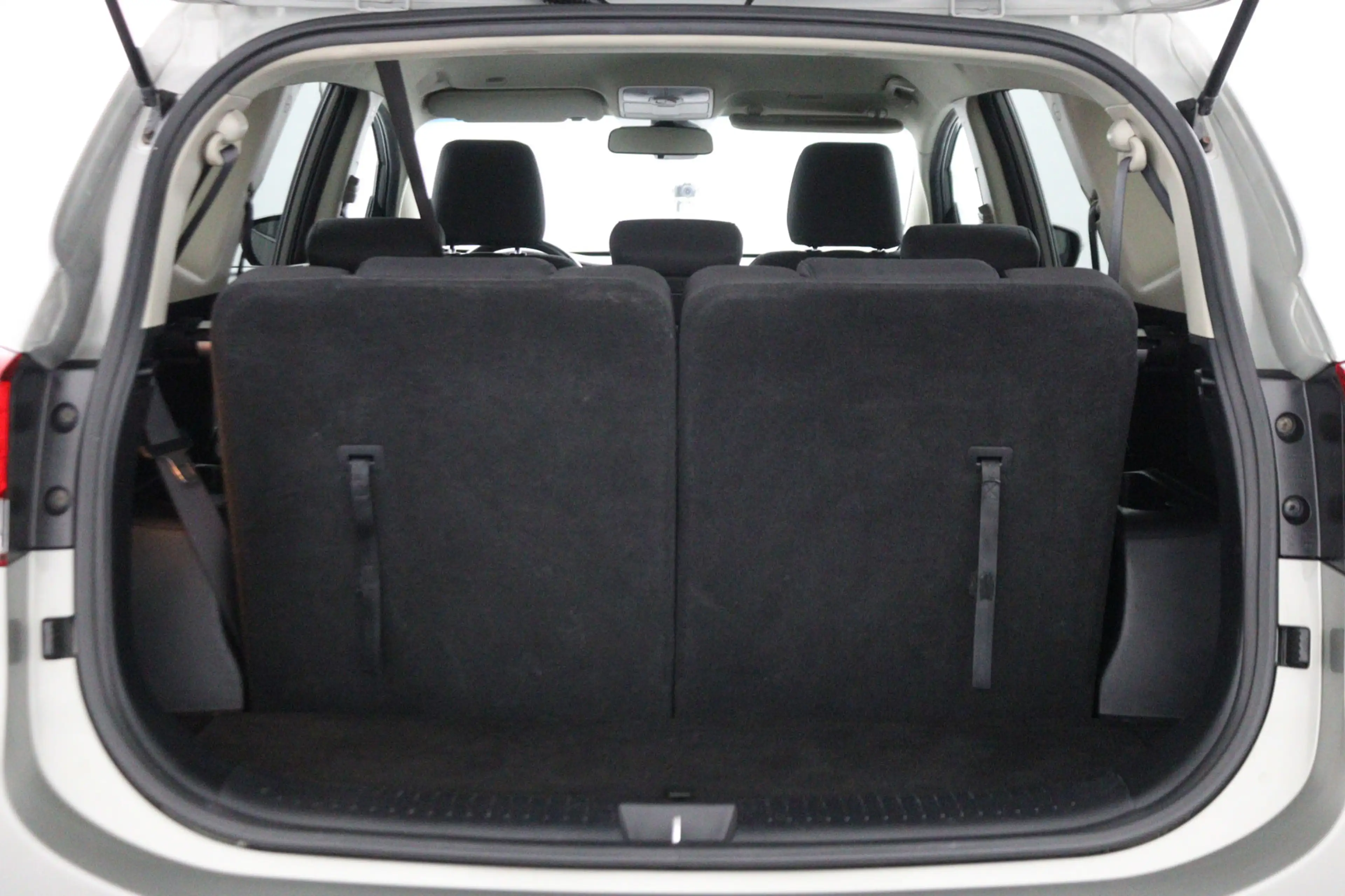 Kia Carens 1.6 GDi DynamicLine MPV 7-zitplaatsen/ECC/Navi — photo 18