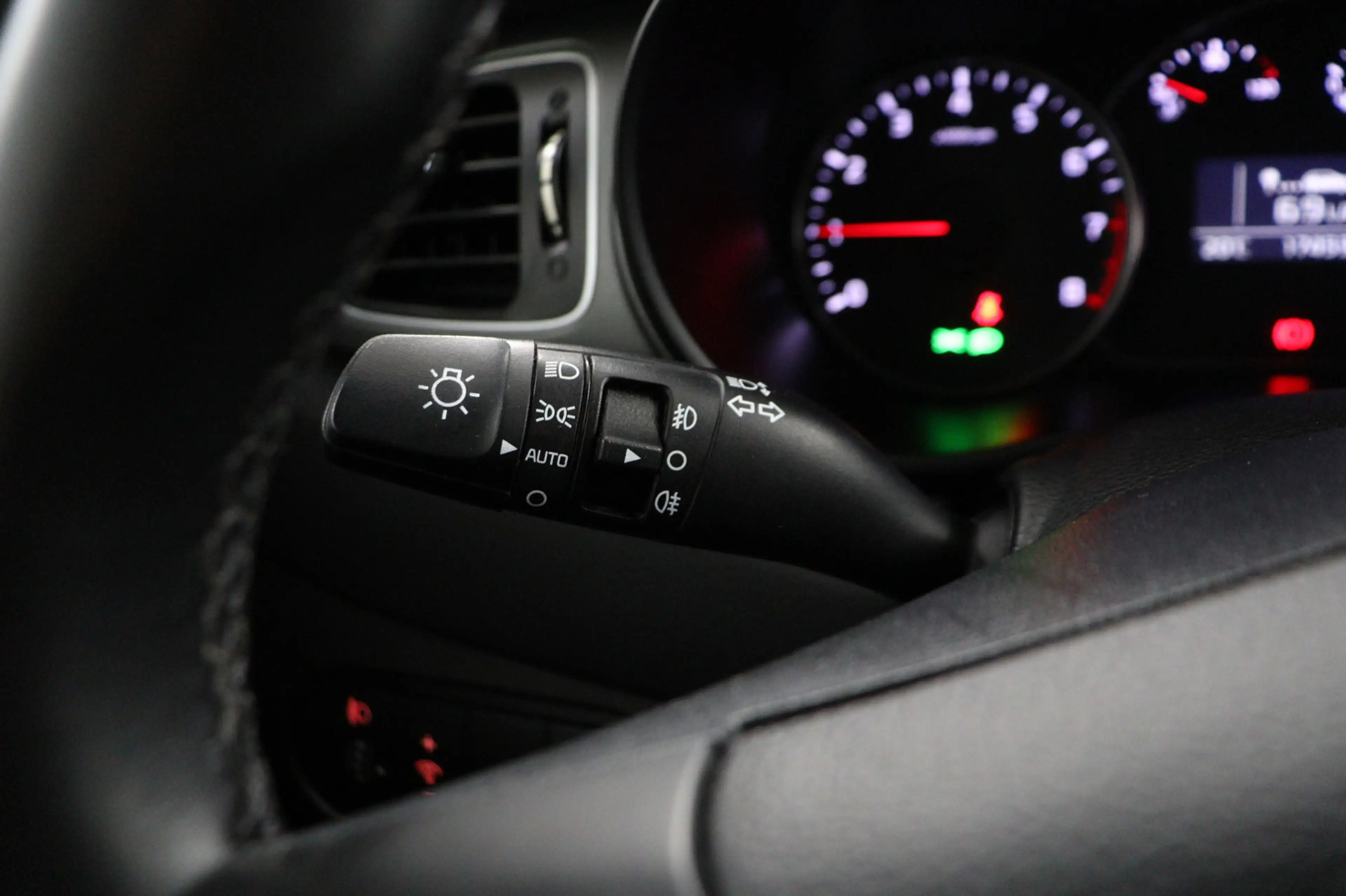 Kia Carens 1.6 GDi DynamicLine MPV 7-zitplaatsen/ECC/Navi — photo 25