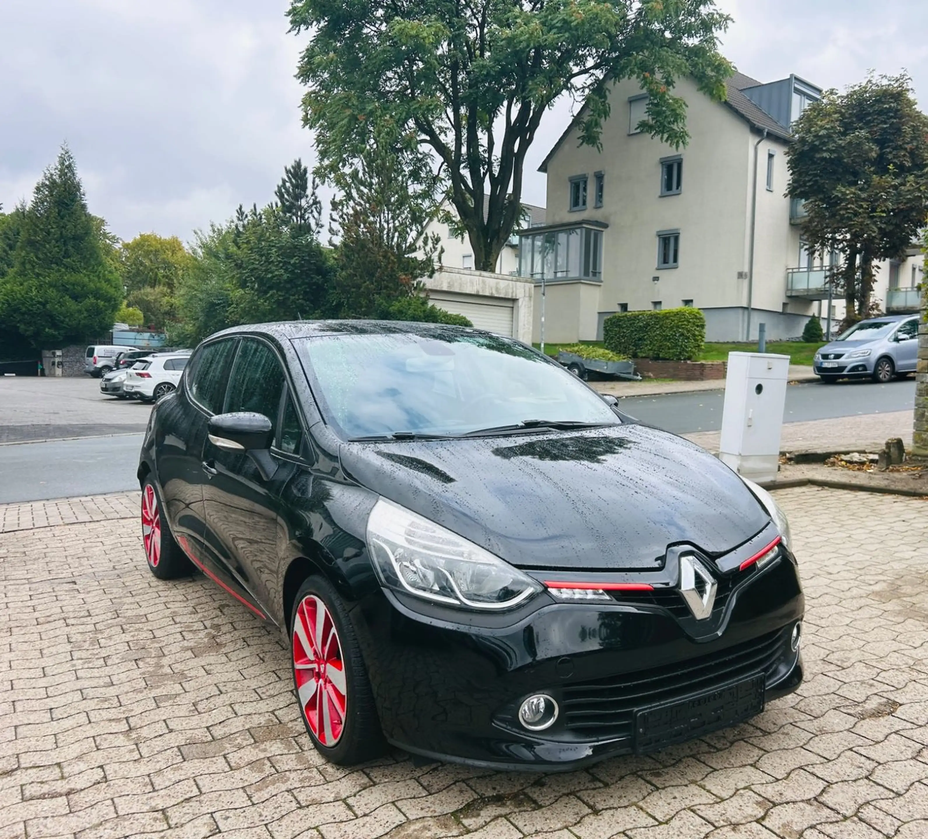 Renault Clio IV Luxe — photo 15