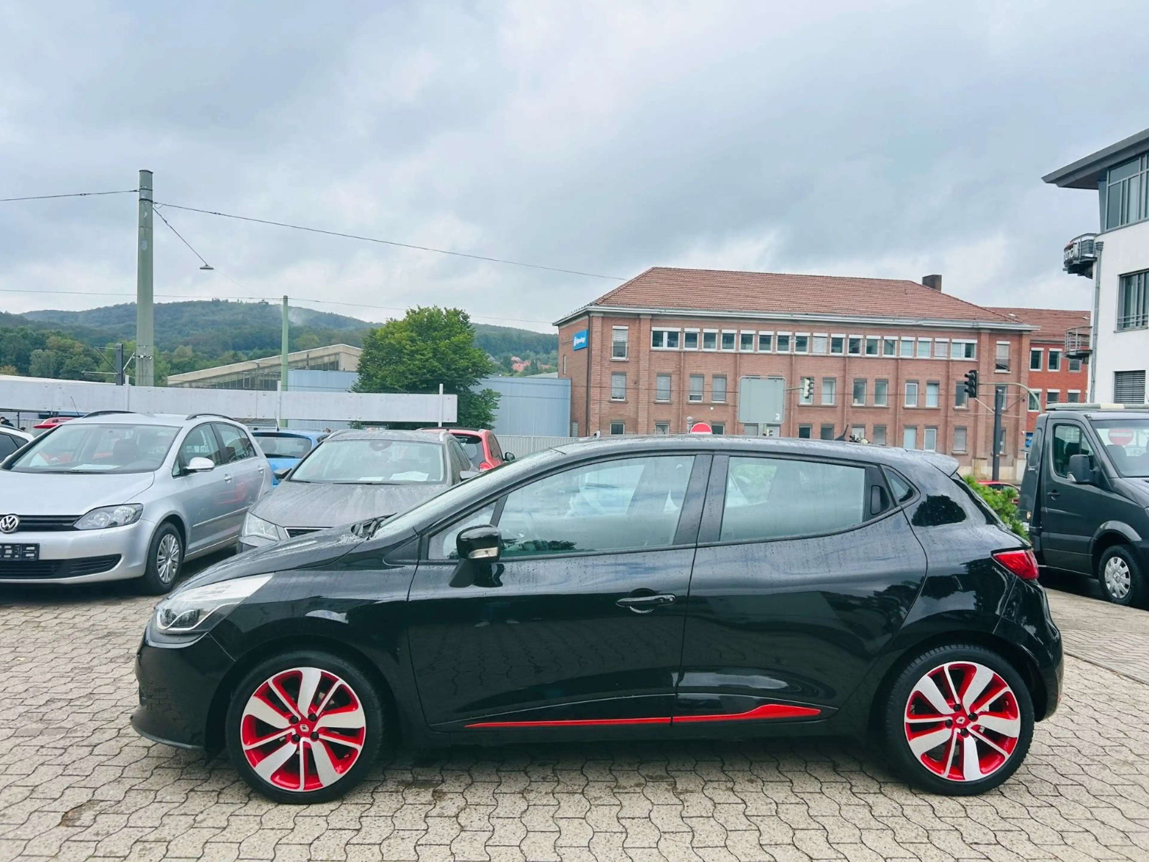 Renault Clio IV Luxe — photo 12