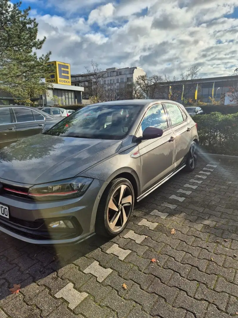 Volkswagen Polo GTI 2.0 TSI OPF DSG Grau - 2