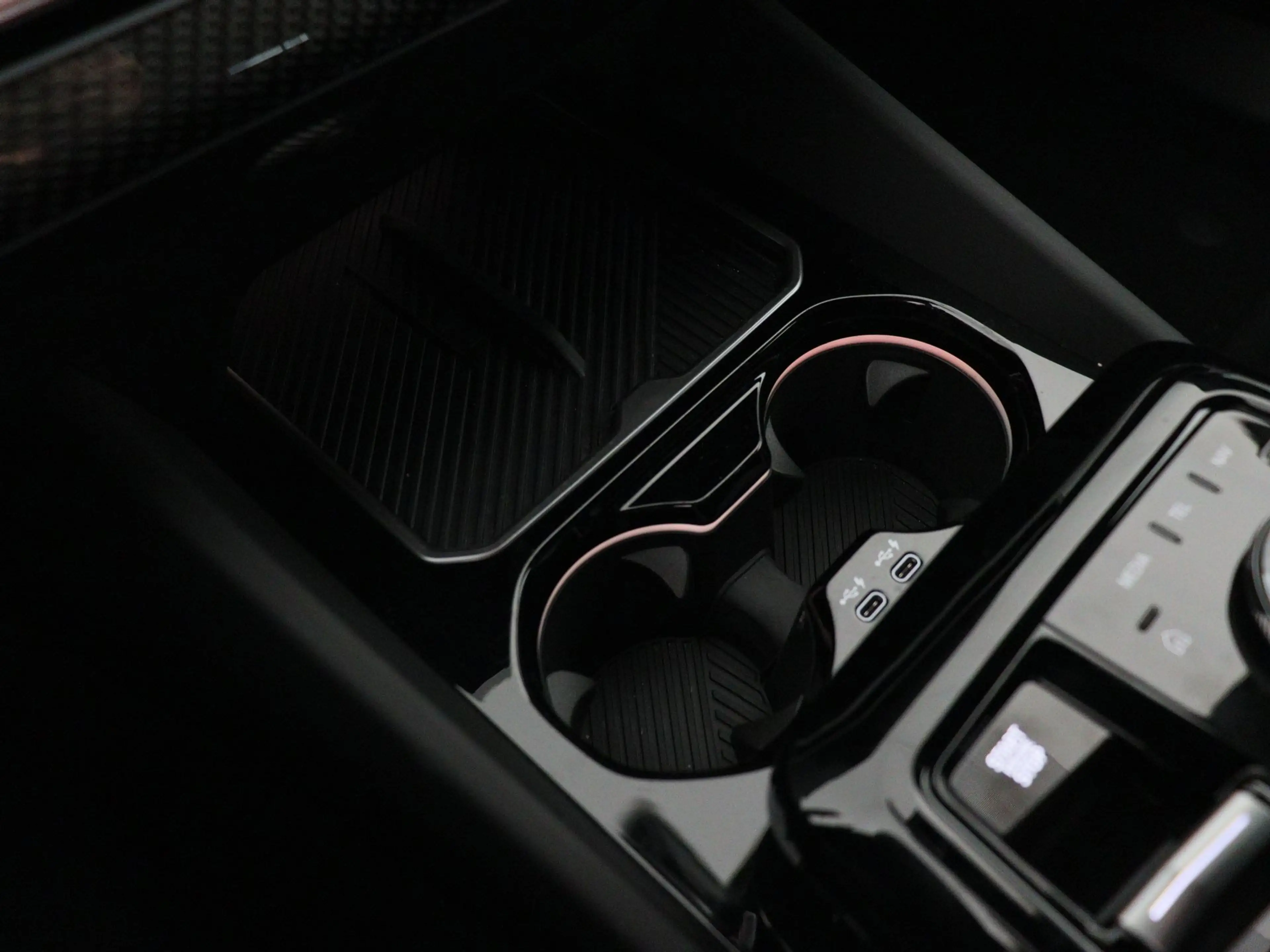 BMW 550 5 Serie Touring 550e xDrive — photo 11