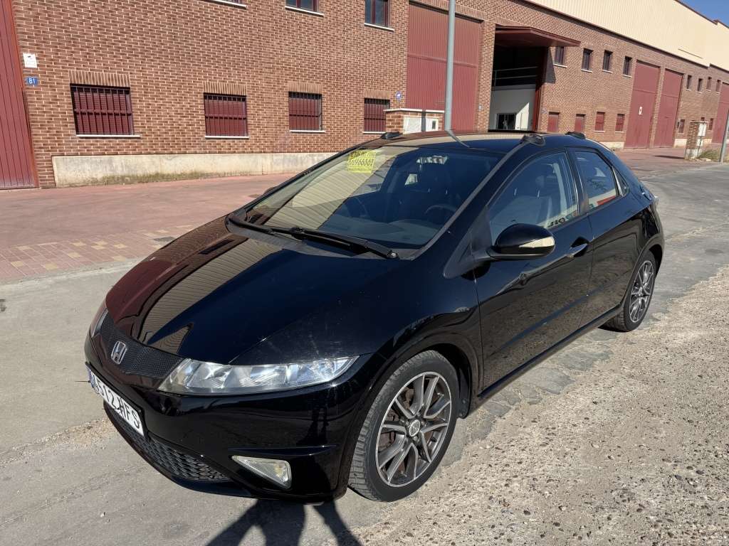 Honda Civic 2.2i-CTDI Comfort - foto 1