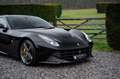 Ferrari F12 Low Mileage / Like New / New Service Schwarz - thumbnail 9
