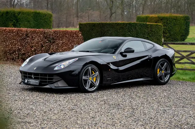 Ferrari F12 Low Mileage / Like New / New Service