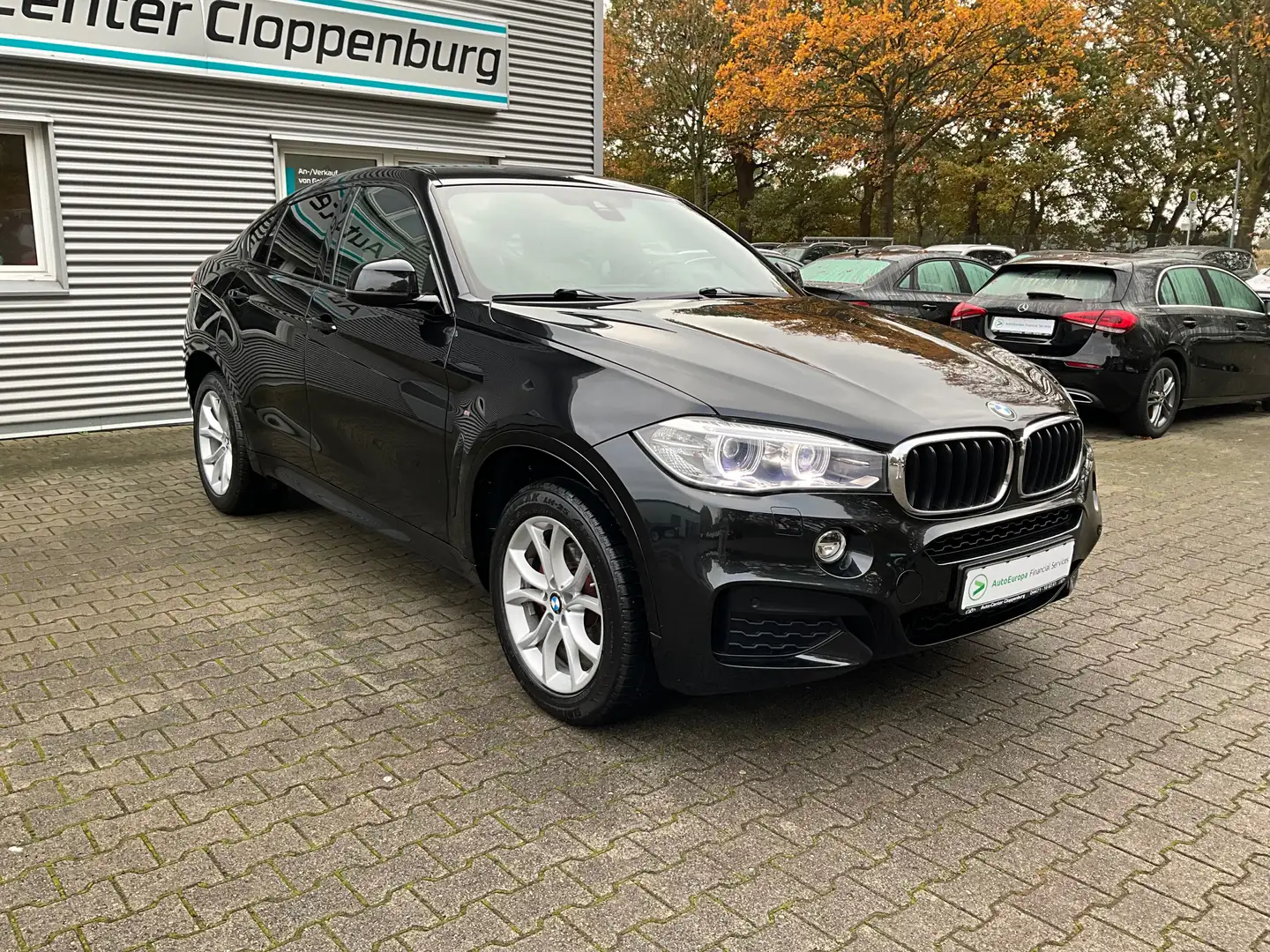 BMW X6 xDrive 30d Sportautomatic M-Paket Zwart - 2
