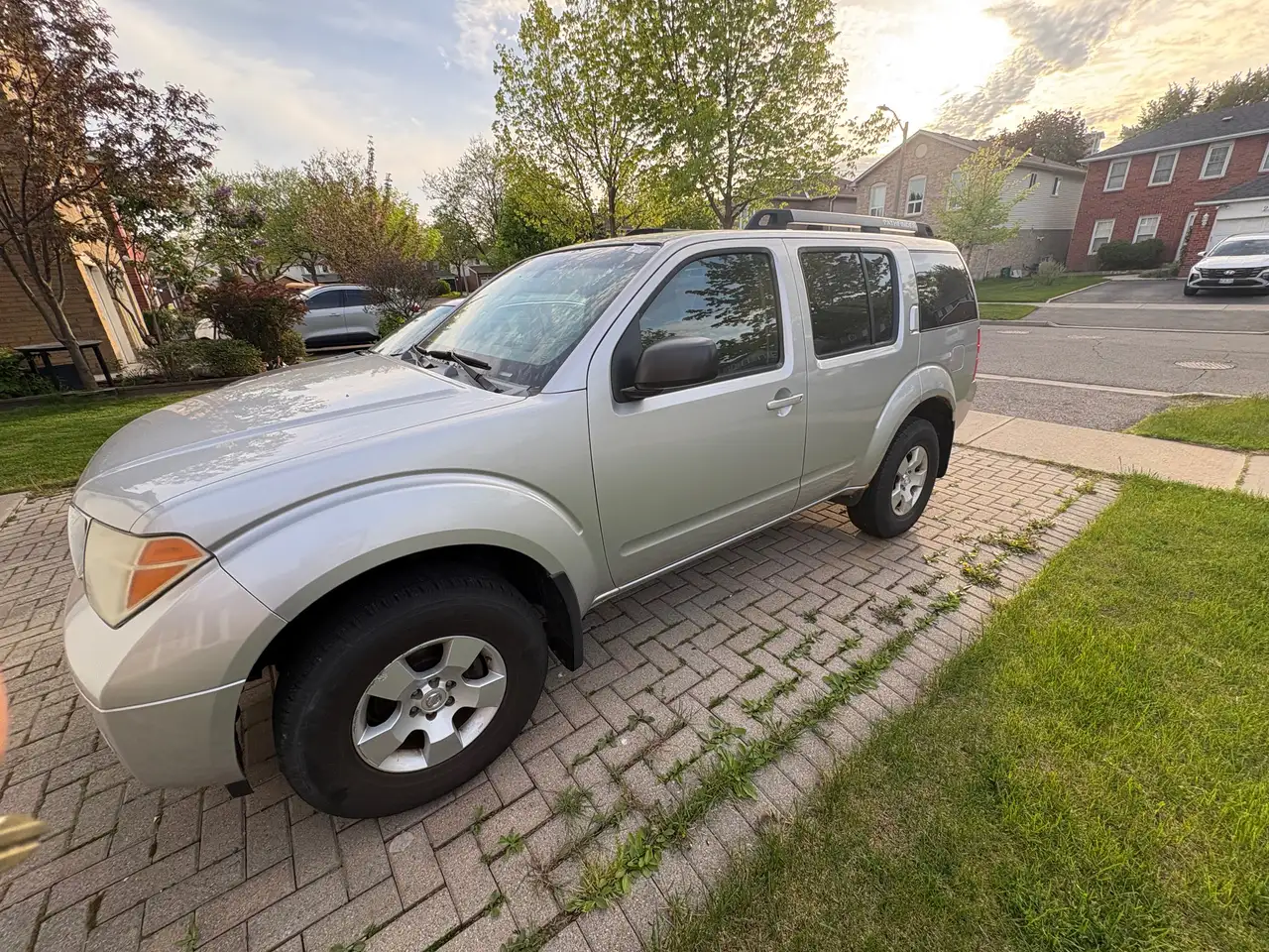 Nissan Pathfinder снимка Nissan Pathfinder