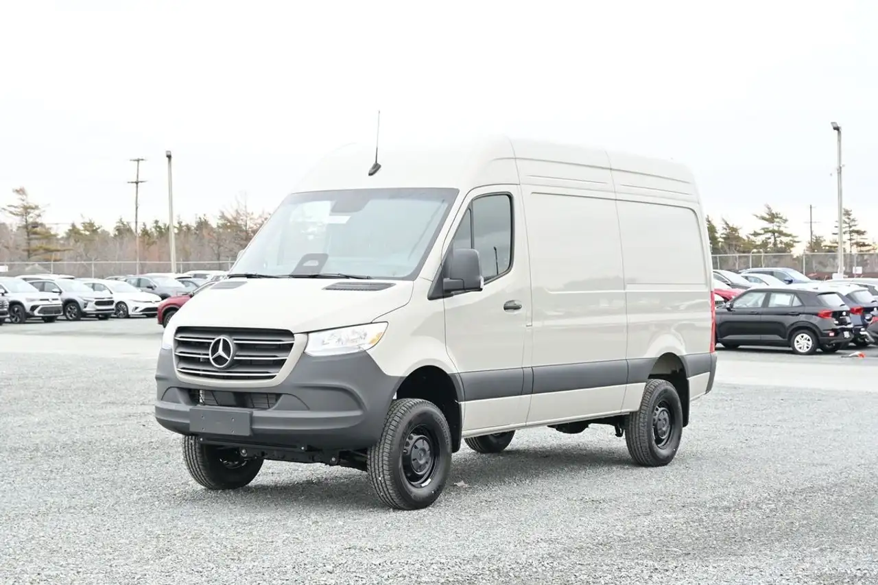 Mercedes-Benz Sprinter снимка Mercedes-Benz Sprinter