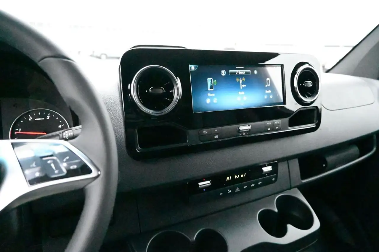 Mercedes-Benz Sprinter снимка Mercedes-Benz Sprinter