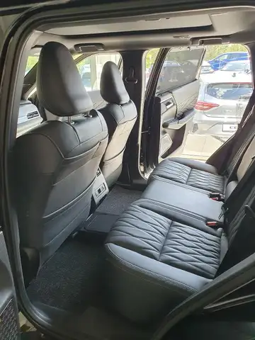 Mitsubishi Outlander view 10