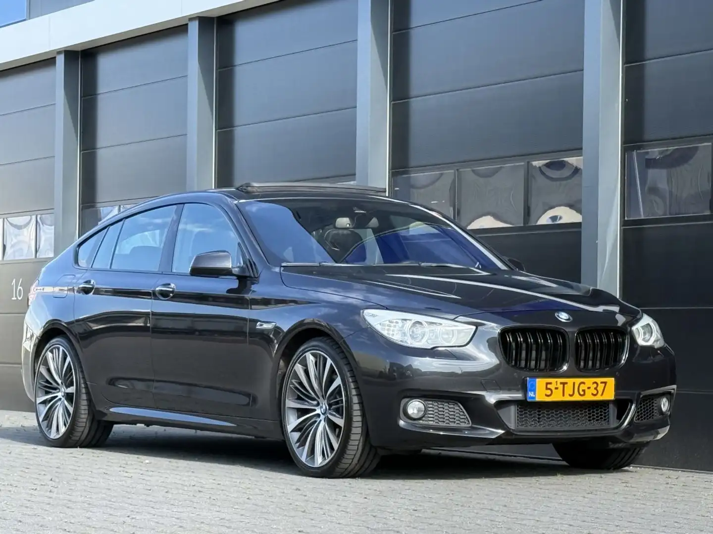 BMW 520 5-serie GT 520d M-Pakket Pano Leer Memory Gris - 2