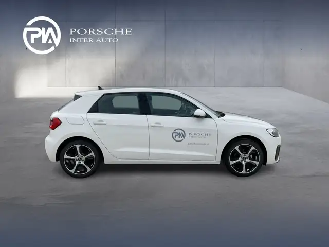 Audi A1 view 6