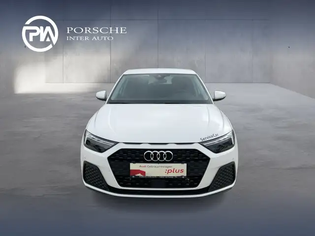 Audi A1 view 8