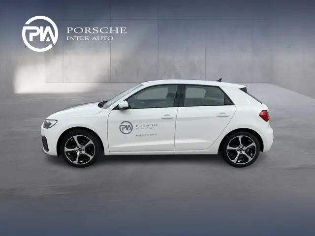 Audi A1 view 2