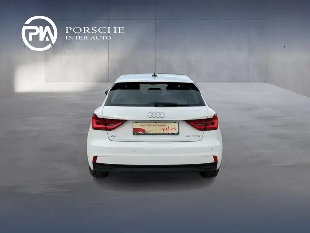 Audi A1 view 4