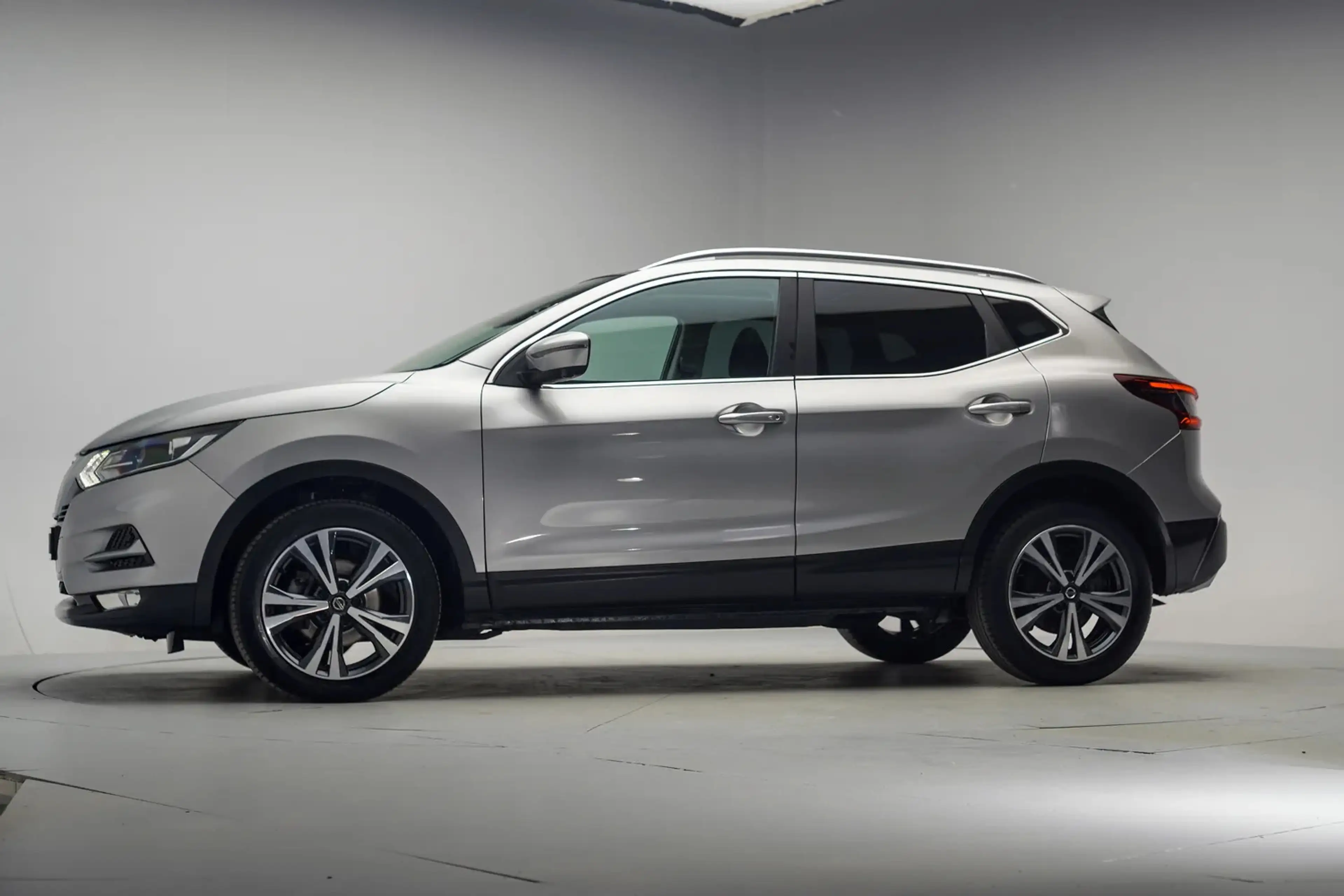 Nissan Qashqai 1.3 DIG-T N-Connecta Aut. [ Trekhaak Navi Apple/An — photo 2