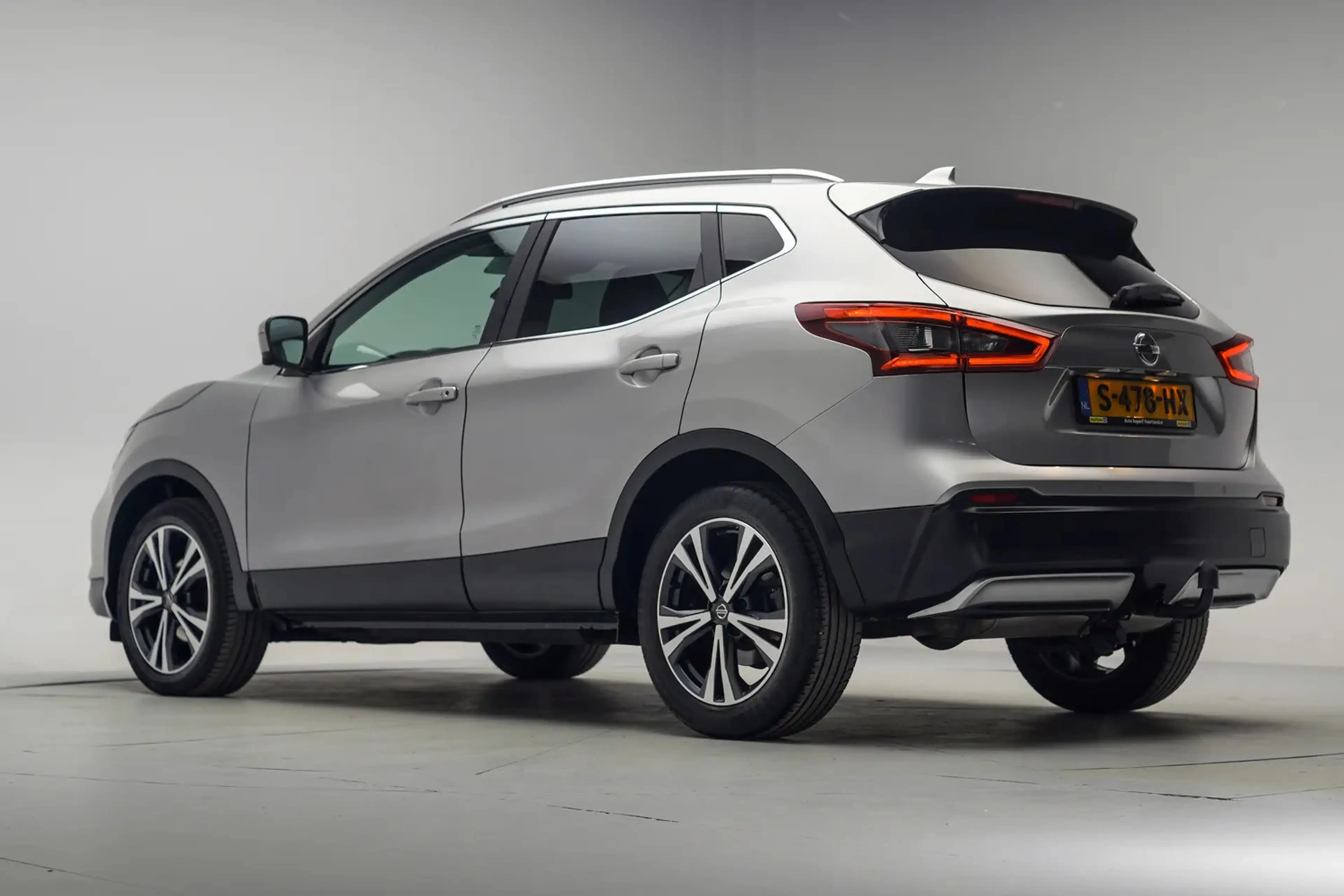 Nissan Qashqai 1.3 DIG-T N-Connecta Aut. [ Trekhaak Navi Apple/An — photo 3