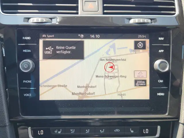 Volkswagen Golf view 18