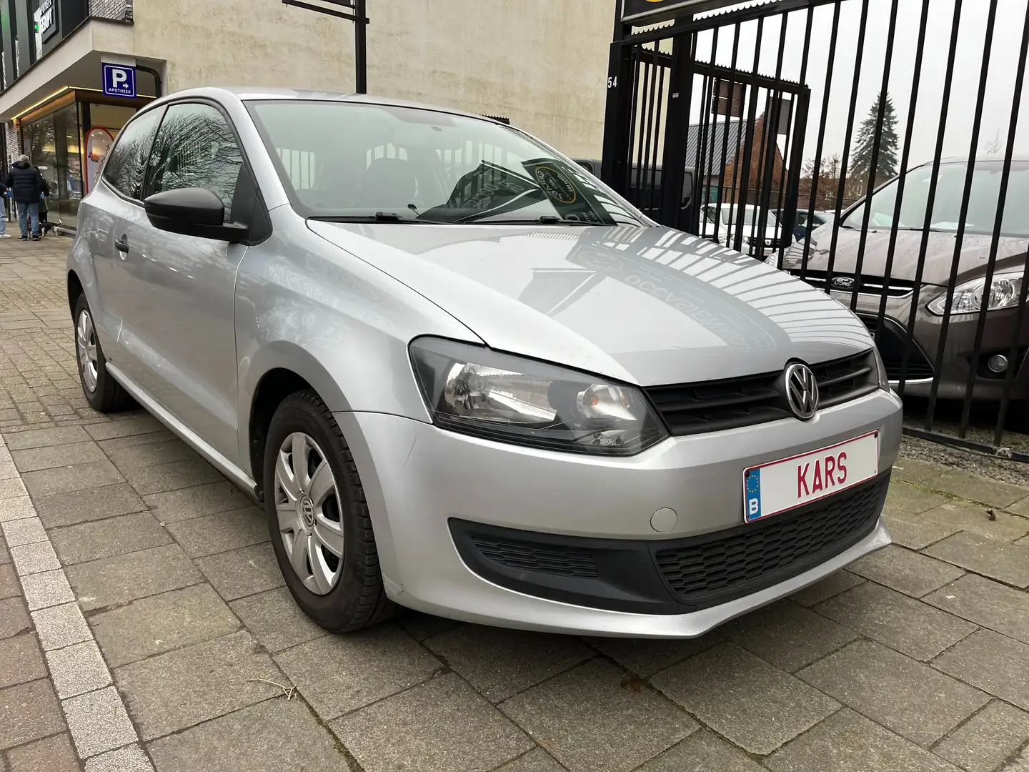 Volkswagen Polo 1.2i Trendlin/NIEUWSTAAT/EERSTE EIGENAAR/GARANTIE Plateado - 2