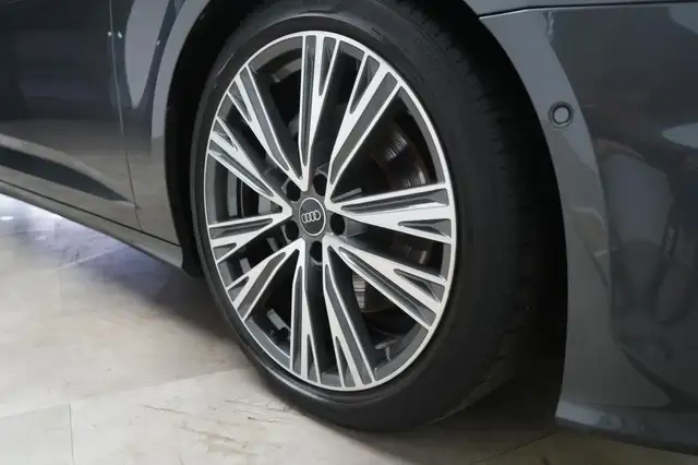 Audi A6 view 15