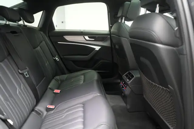 Audi A6 view 19