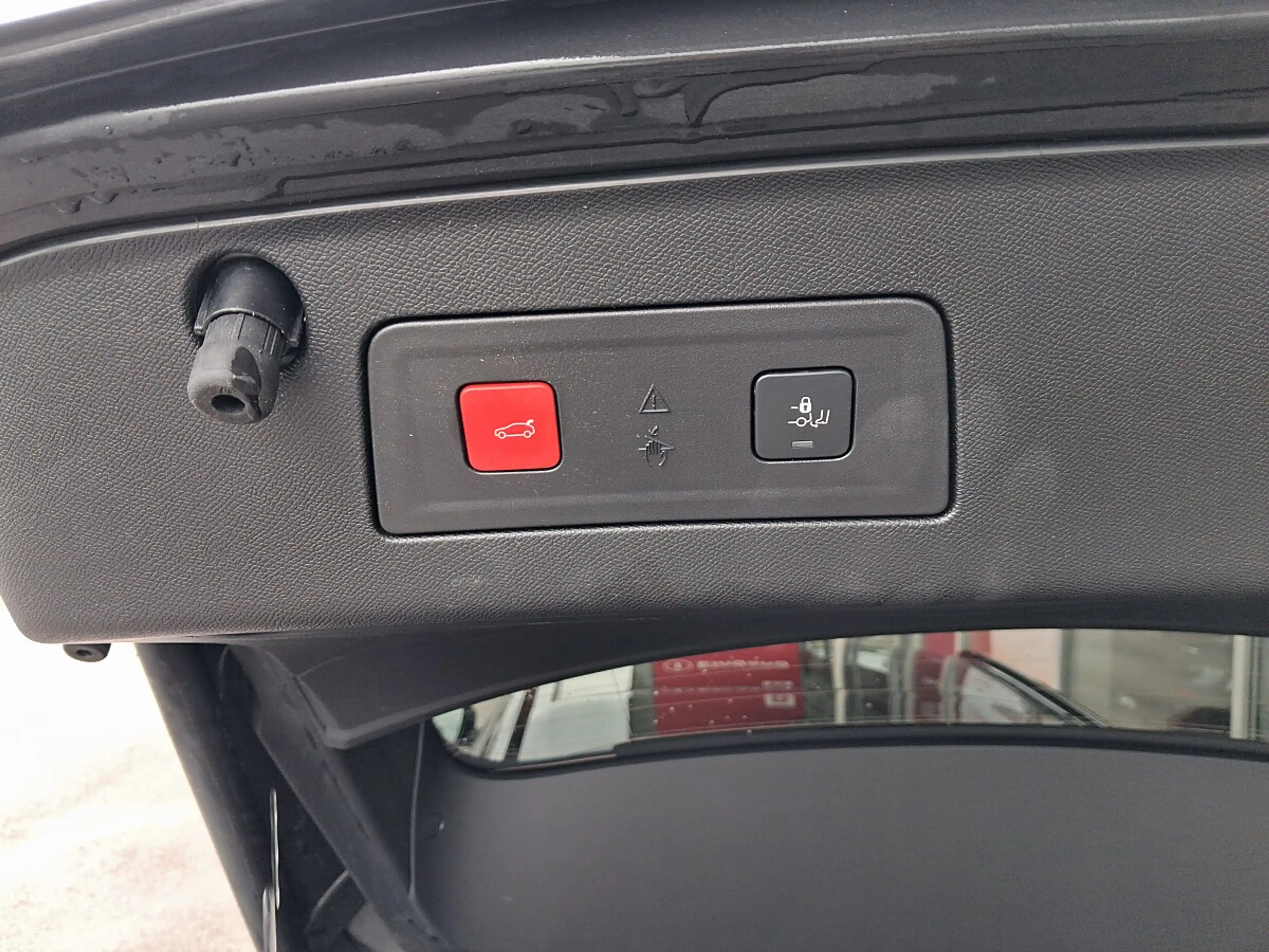 Peugeot 508 SW Hybrid 225 PHEV e-EAT8 Allure Aut. — photo 8