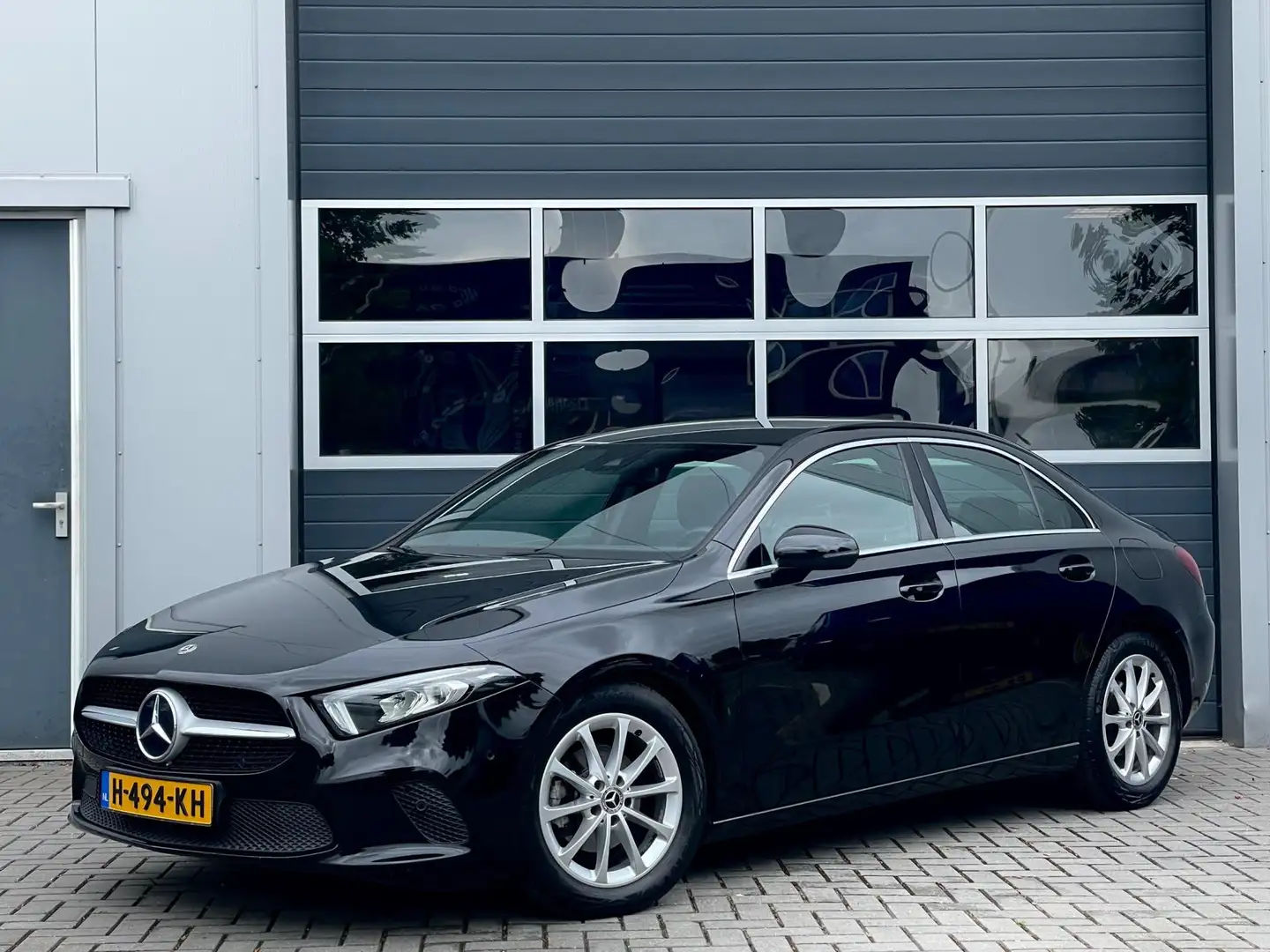 Mercedes-Benz A 180 d Advantage | Widescreen |Full LED | Camera | PDC Zwart - 1