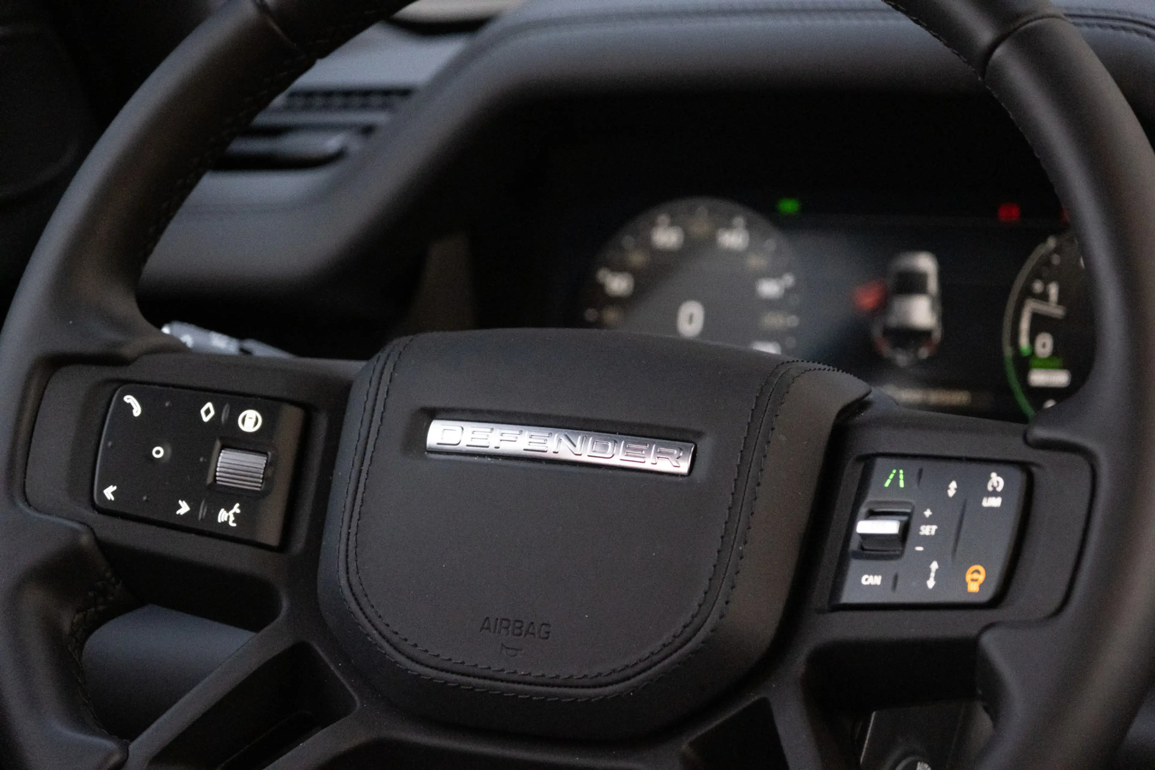 Land Rover Defender 110 2.0 P300e 110 X-Dynamic HSE | HNP € 131673,- | — photo 14