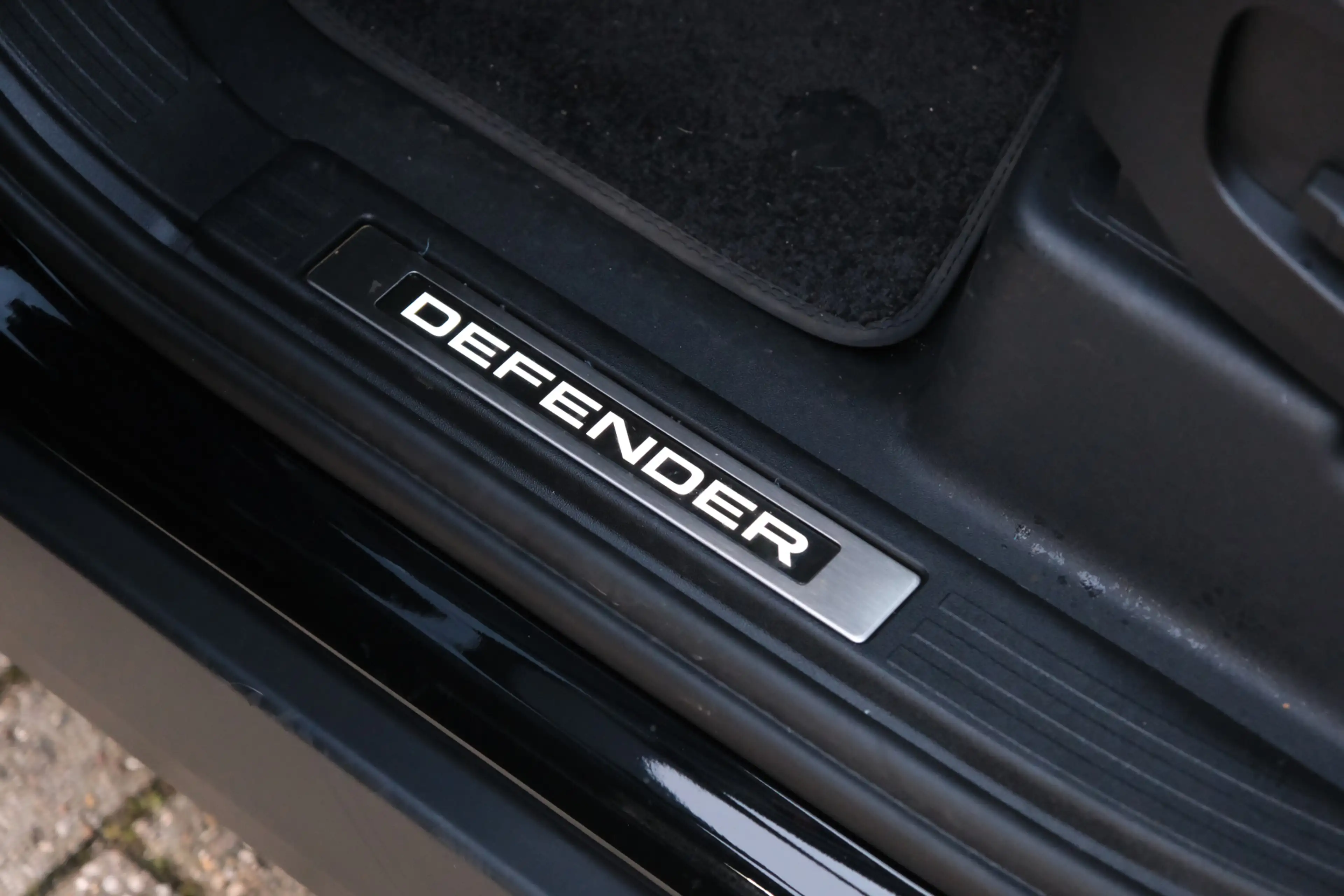 Land Rover Defender 110 2.0 P300e 110 X-Dynamic HSE | HNP € 131673,- | — photo 21