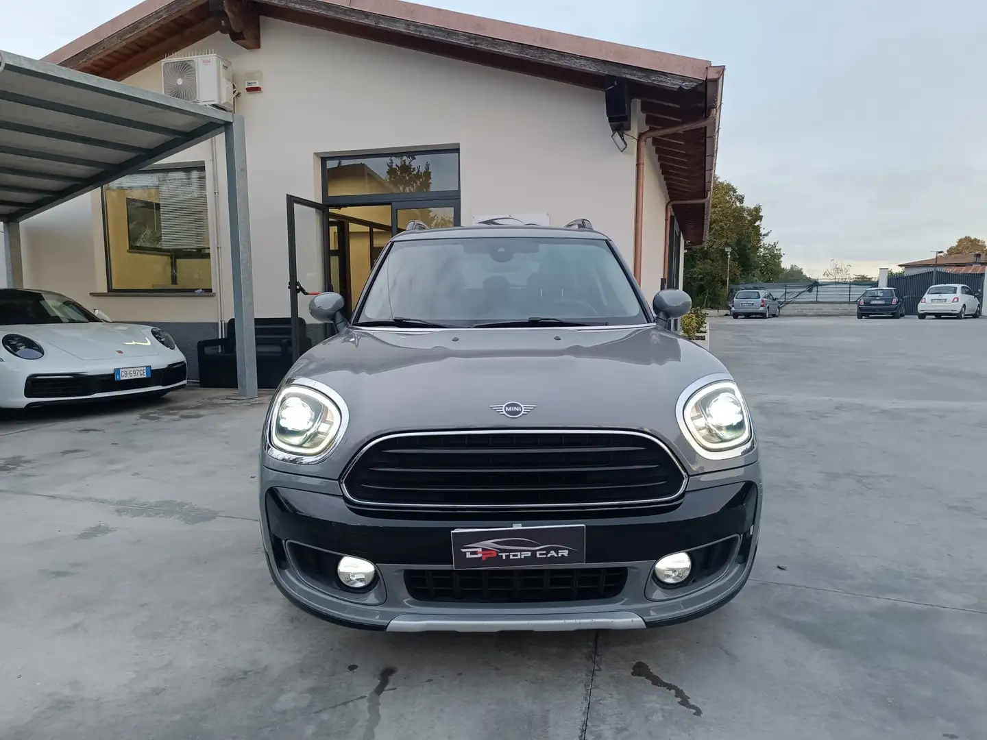 MINI One D Countryman F60 1.5 d auto 7m Šedá - 2