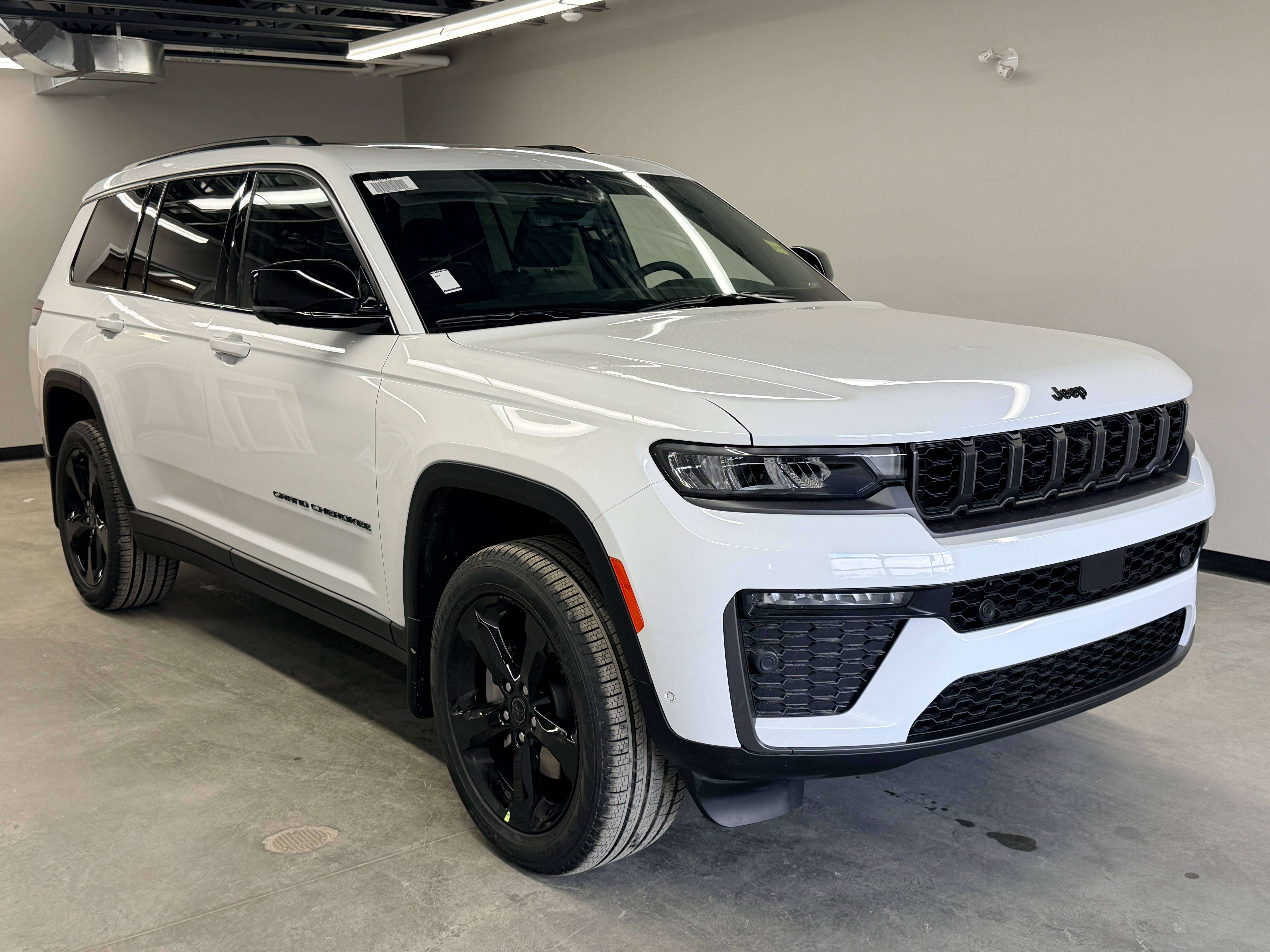 2027 Jeep Grand Cherokee L
