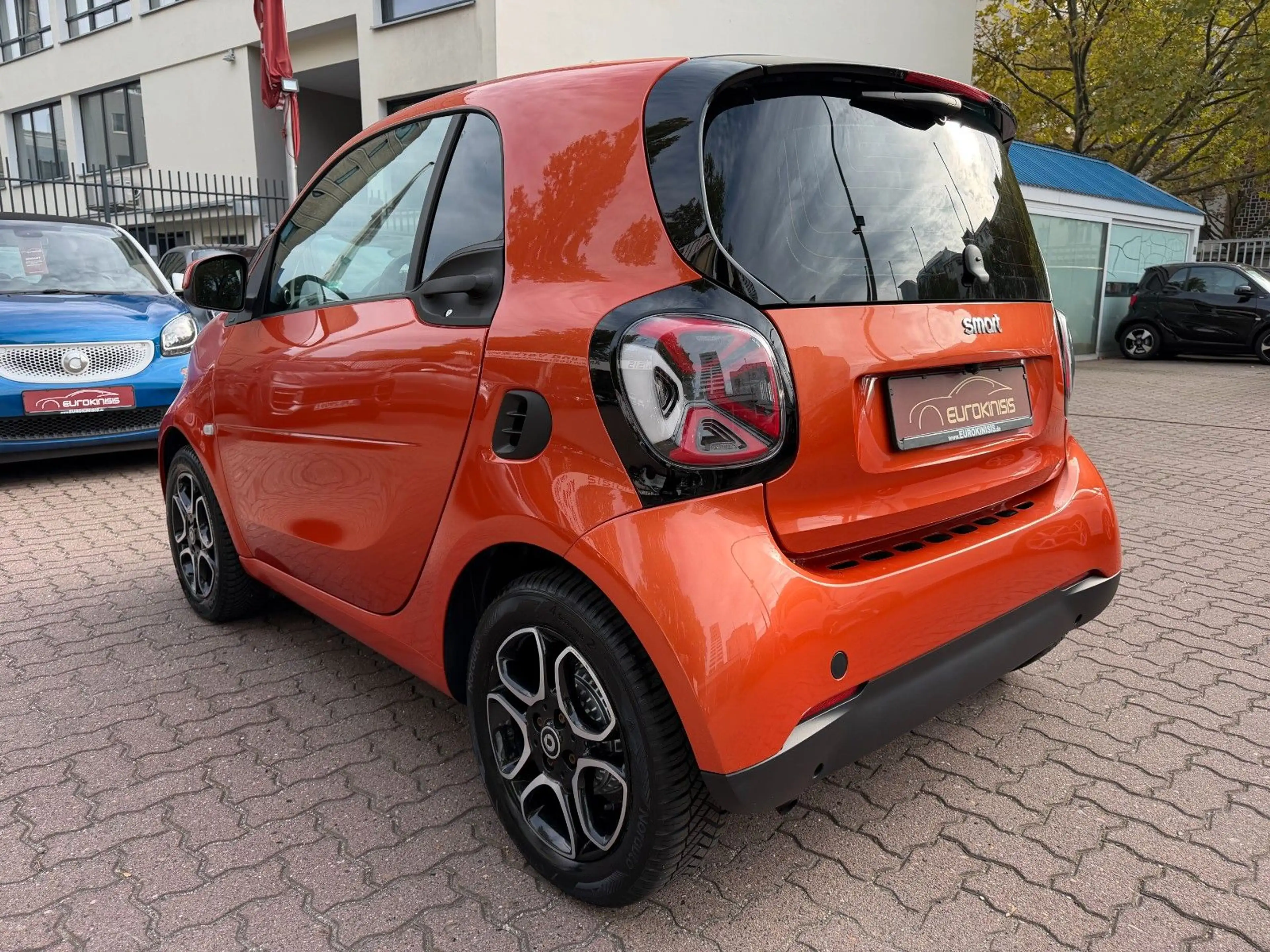 smart forTwo fortwo 66kW DCT*PANORAMA*NAVI*SHZ*JBL*KAMERA* — photo 15