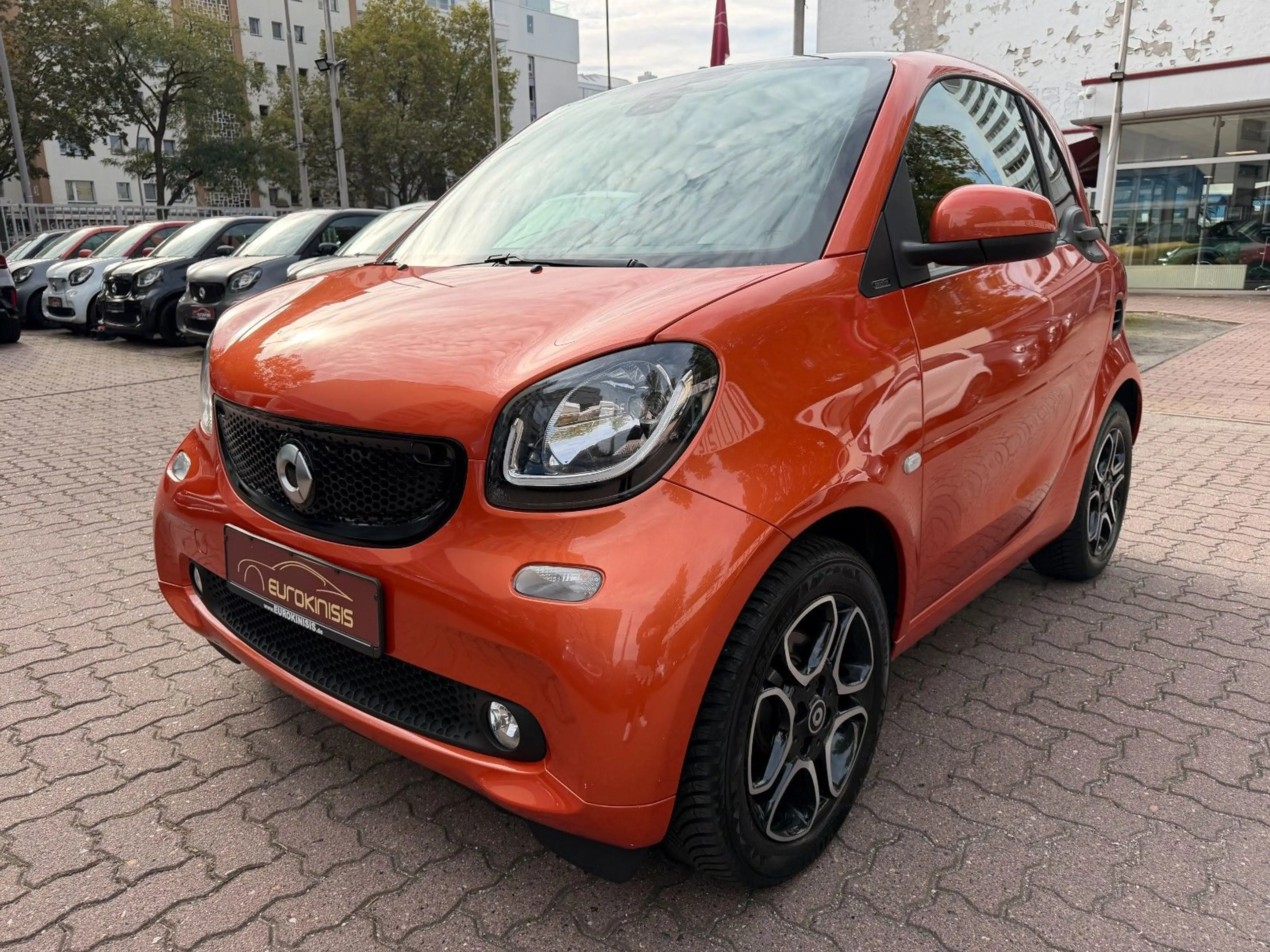 smart forTwo fortwo 66kW DCT*PANORAMA*NAVI*SHZ*JBL*KAMERA* — photo 9