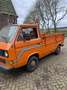 Oldtimer Volkswagen Pick-up Orange - thumbnail 2