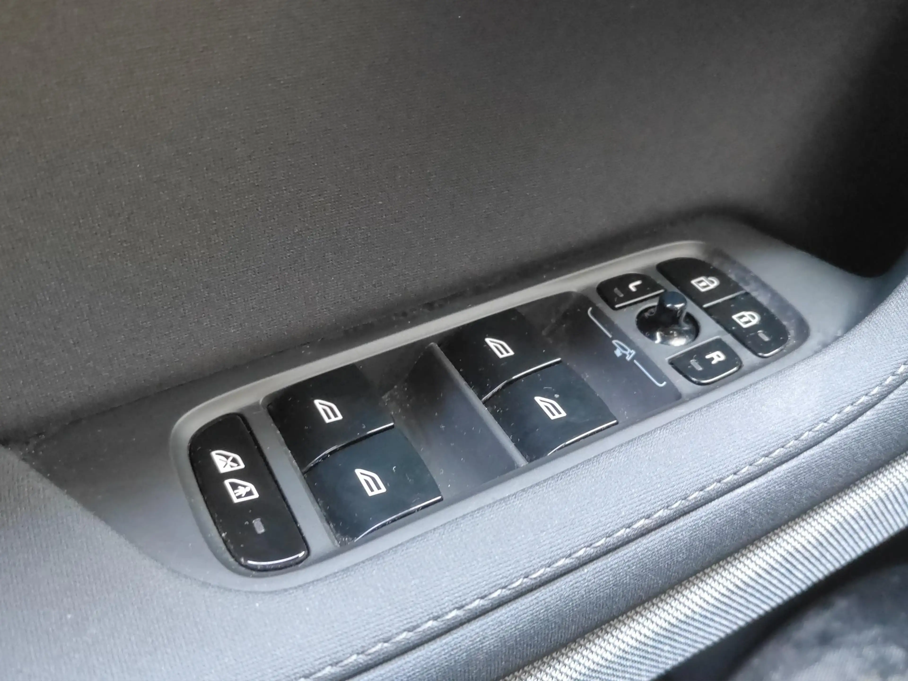 Polestar 2 Long Range Dual Motor 78 kWh Adapt. Cruise / 360 C — photo 12