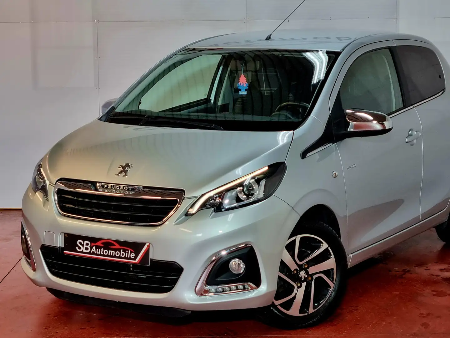 Peugeot 108 1.0 VTi Allure**EURO 6B**AIRCO**GARANTIE 12M** Gris - 2