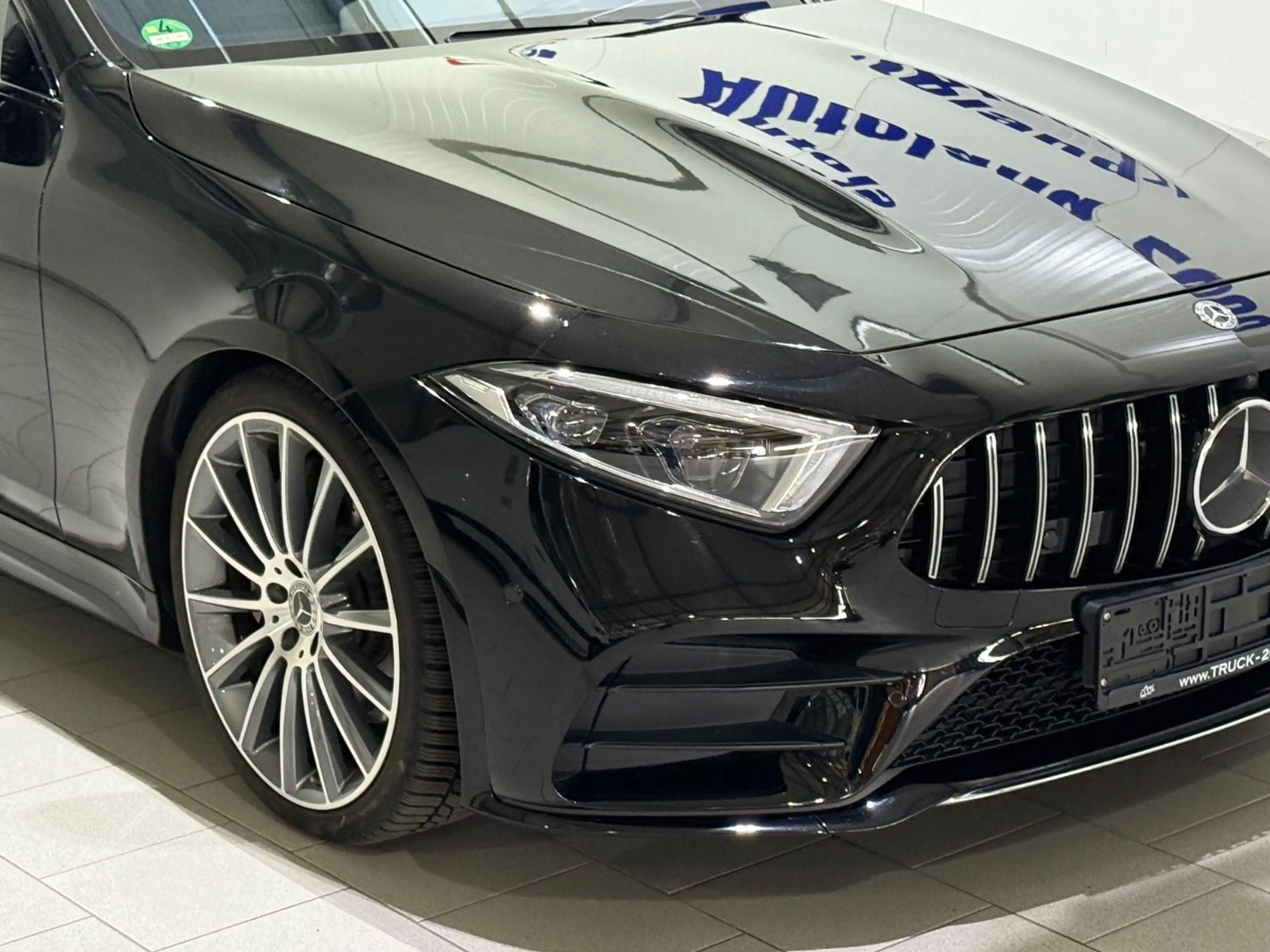 Mercedes-Benz CLS 450 4M AMG-Line — photo 9