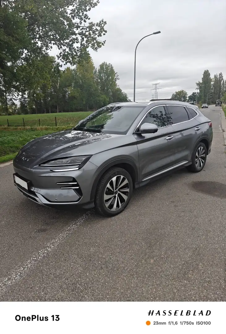 BYD Seal U Argent - 1